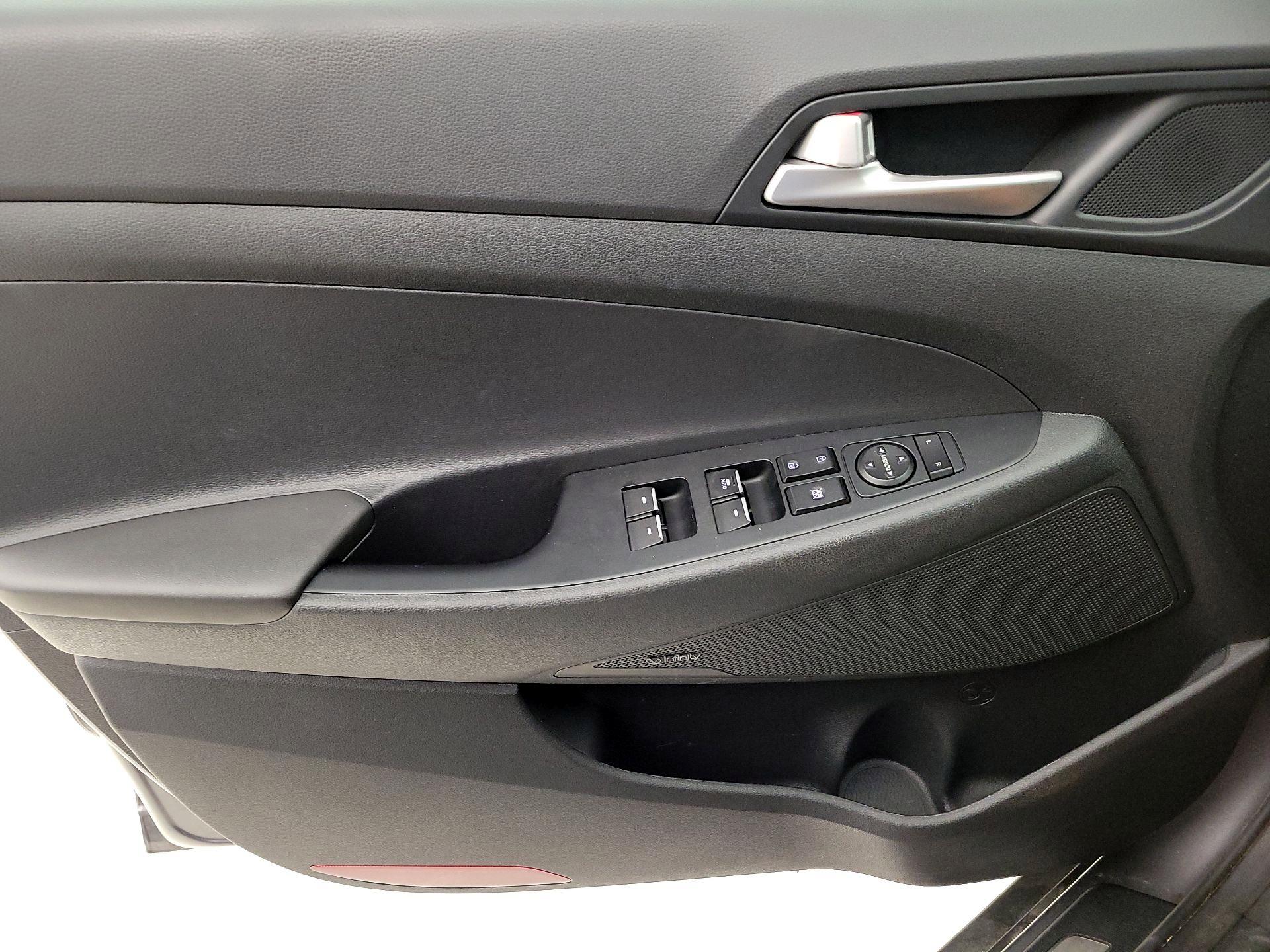 Thumbnail: 2021 Hyundai Tucson - 12