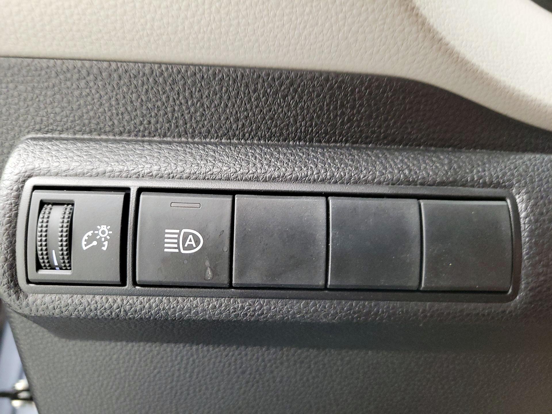 Thumbnail: 2022 Toyota Corolla - 13