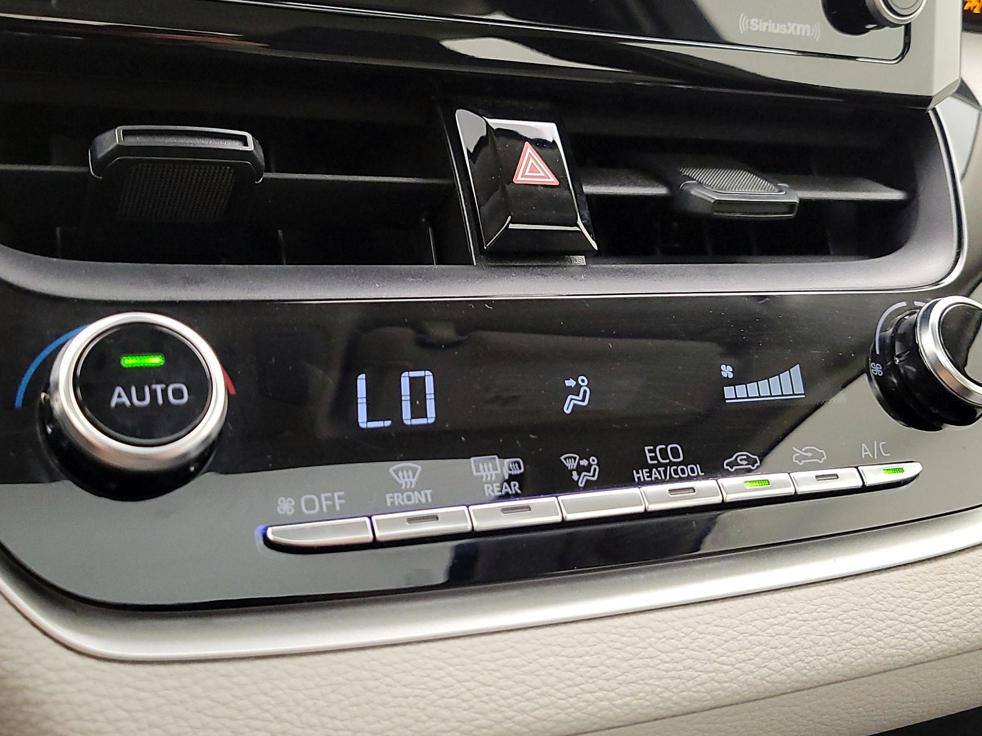 Thumbnail: 2022 Toyota Corolla - 17