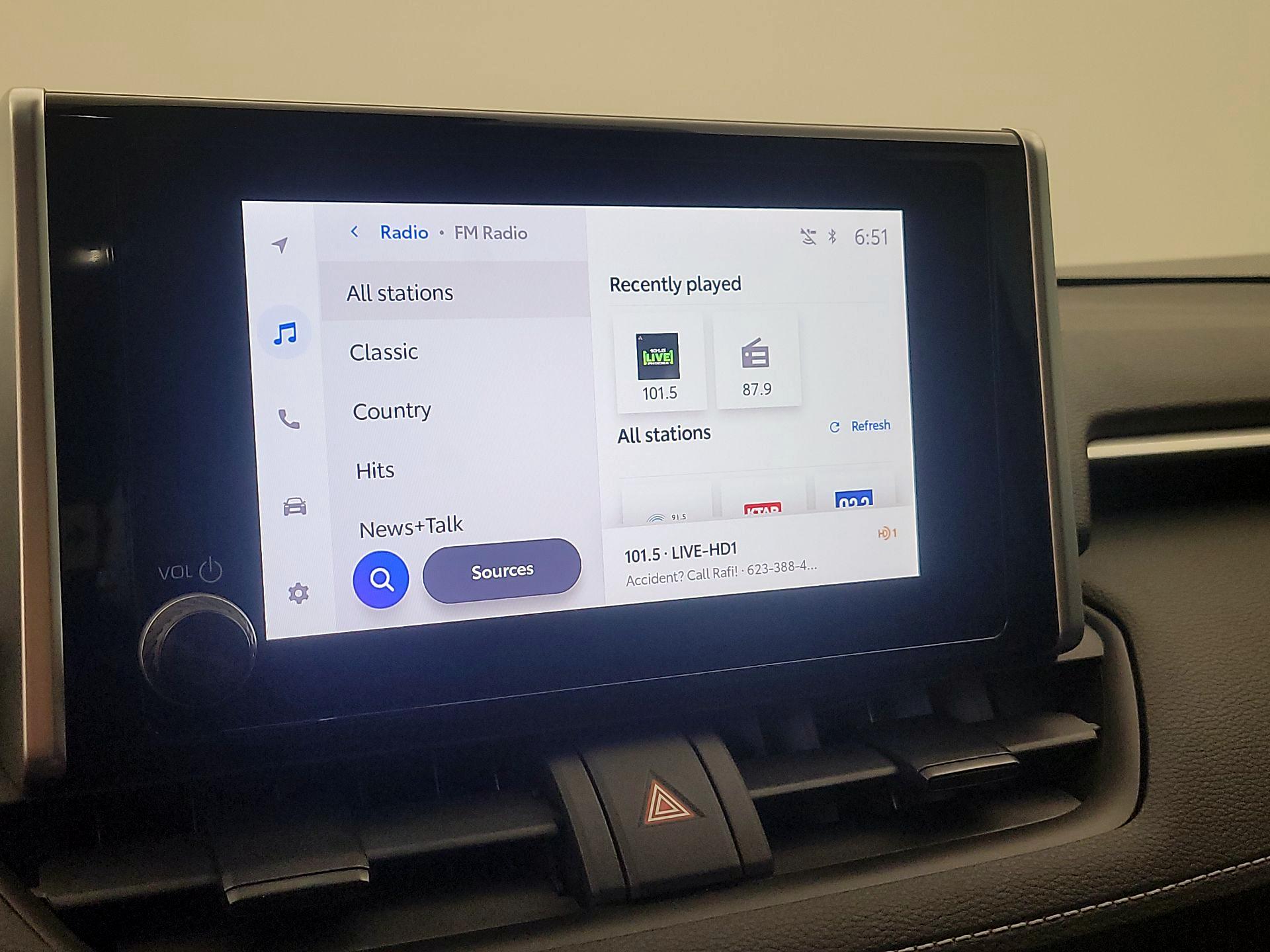 Thumbnail: 2023 Toyota RAV4 - 15