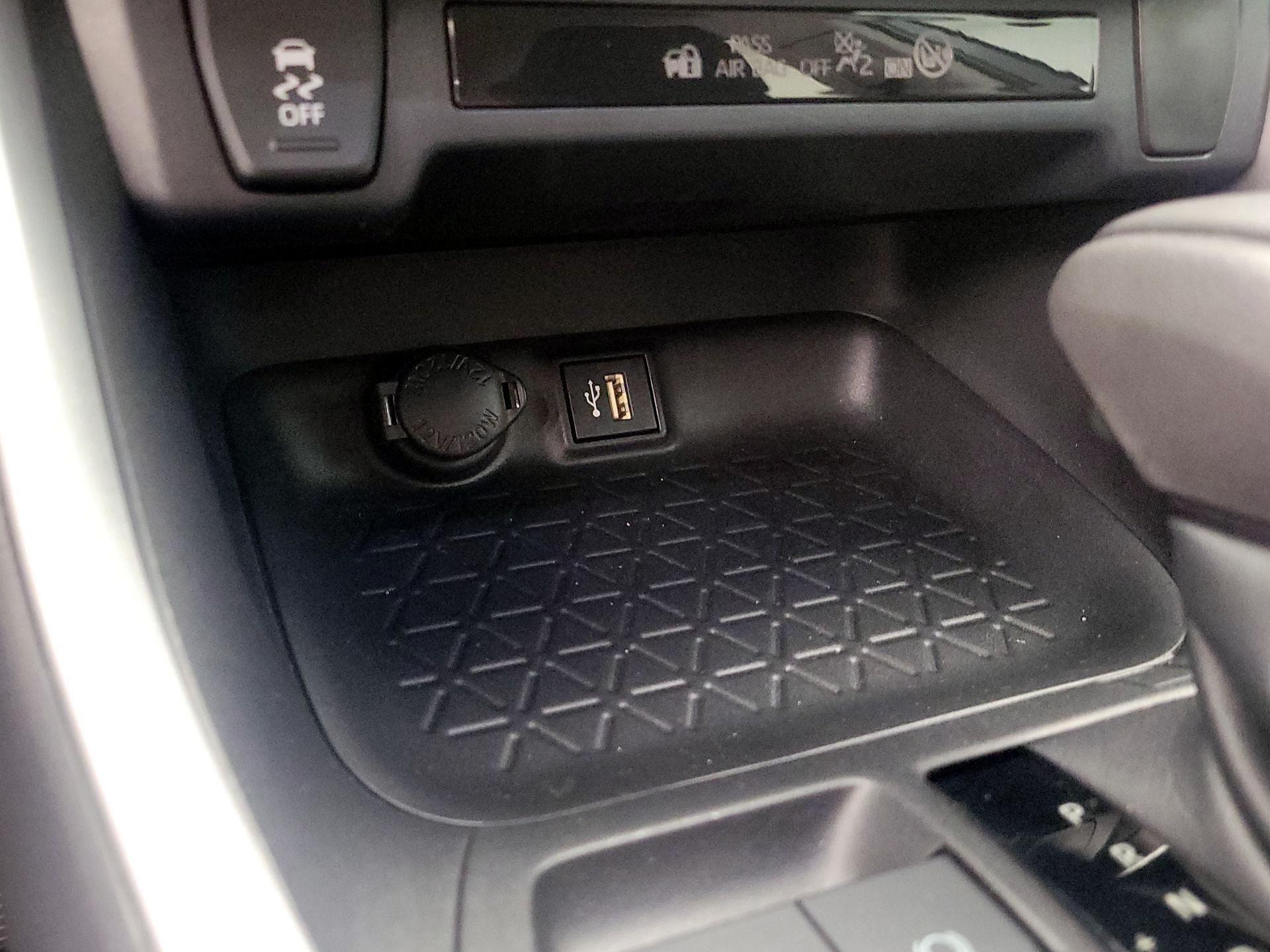 Thumbnail: 2023 Toyota RAV4 - 18