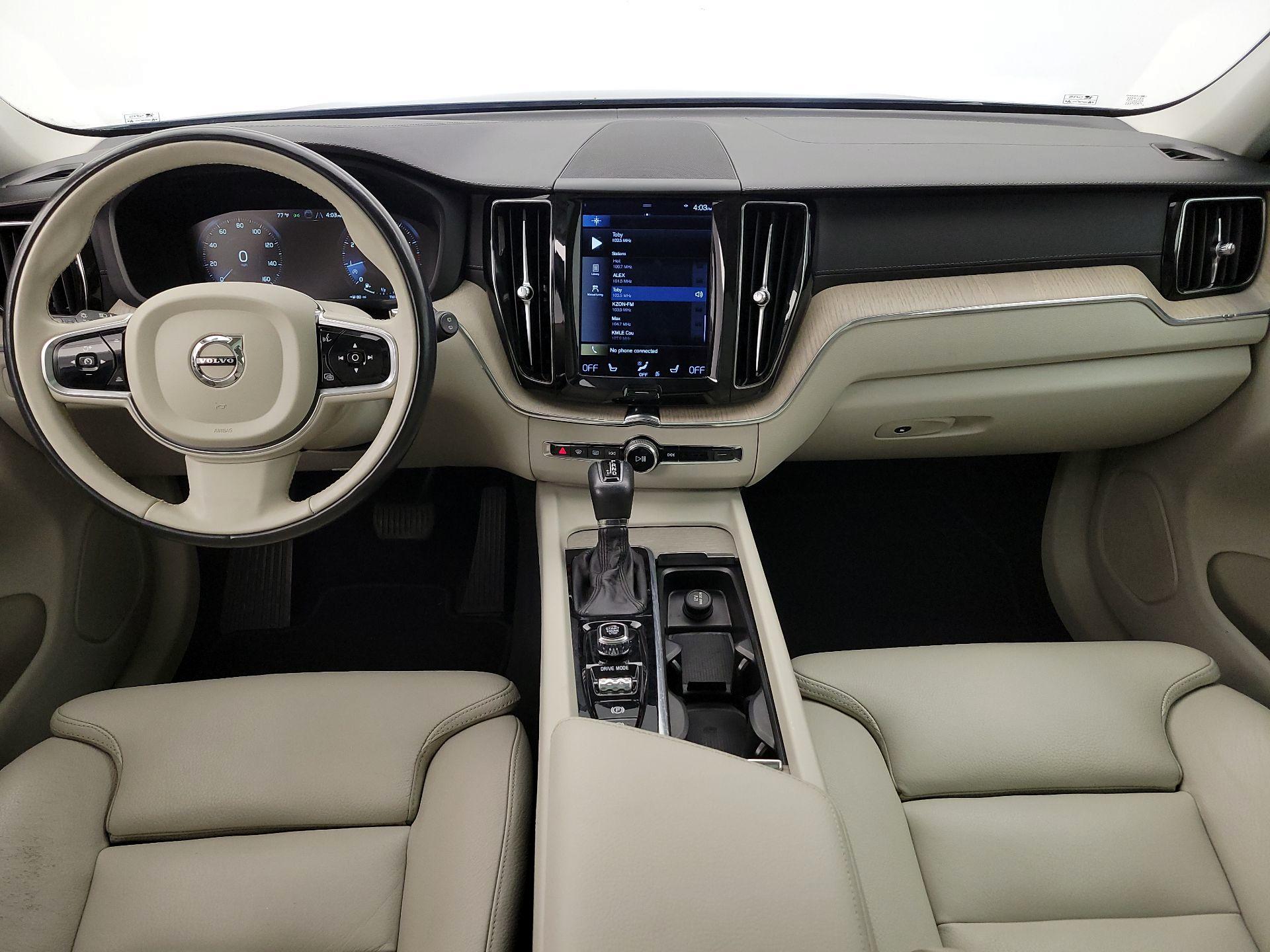 Thumbnail: 2018 Volvo XC60 - 9