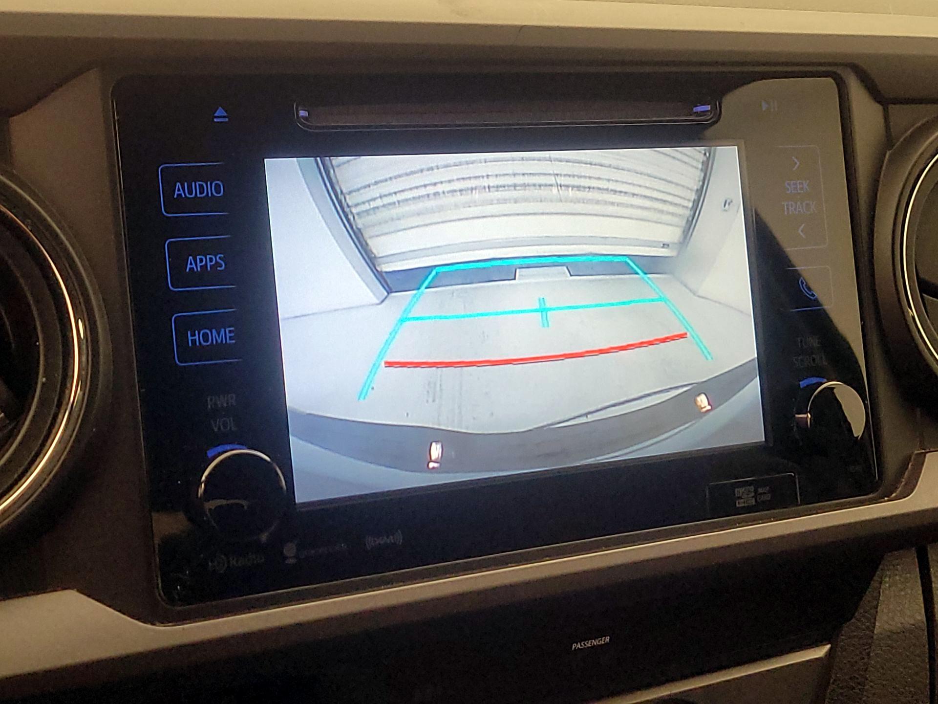 Thumbnail: 2017 Toyota Tacoma - 14