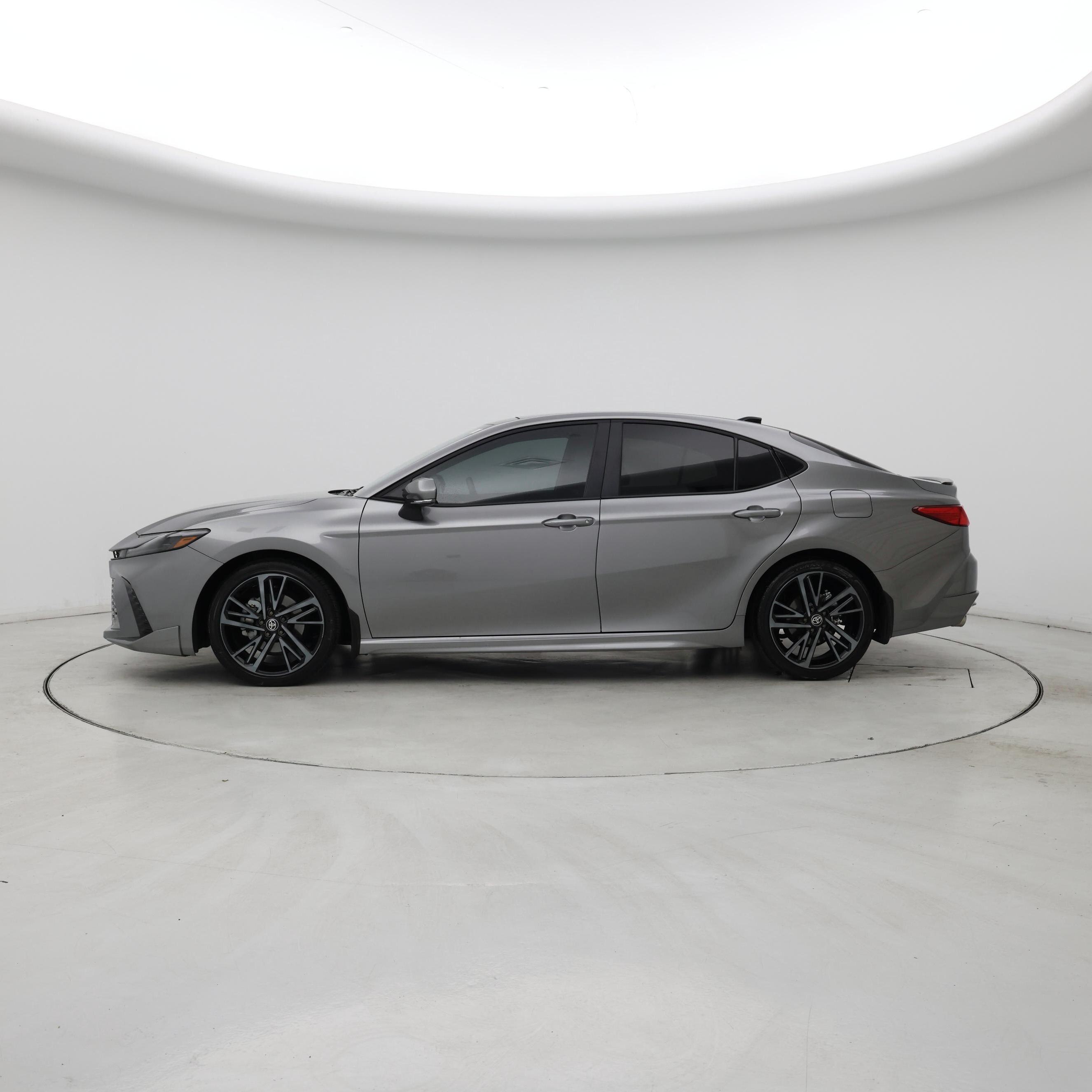 Thumbnail: 2025 Toyota Camry - 3