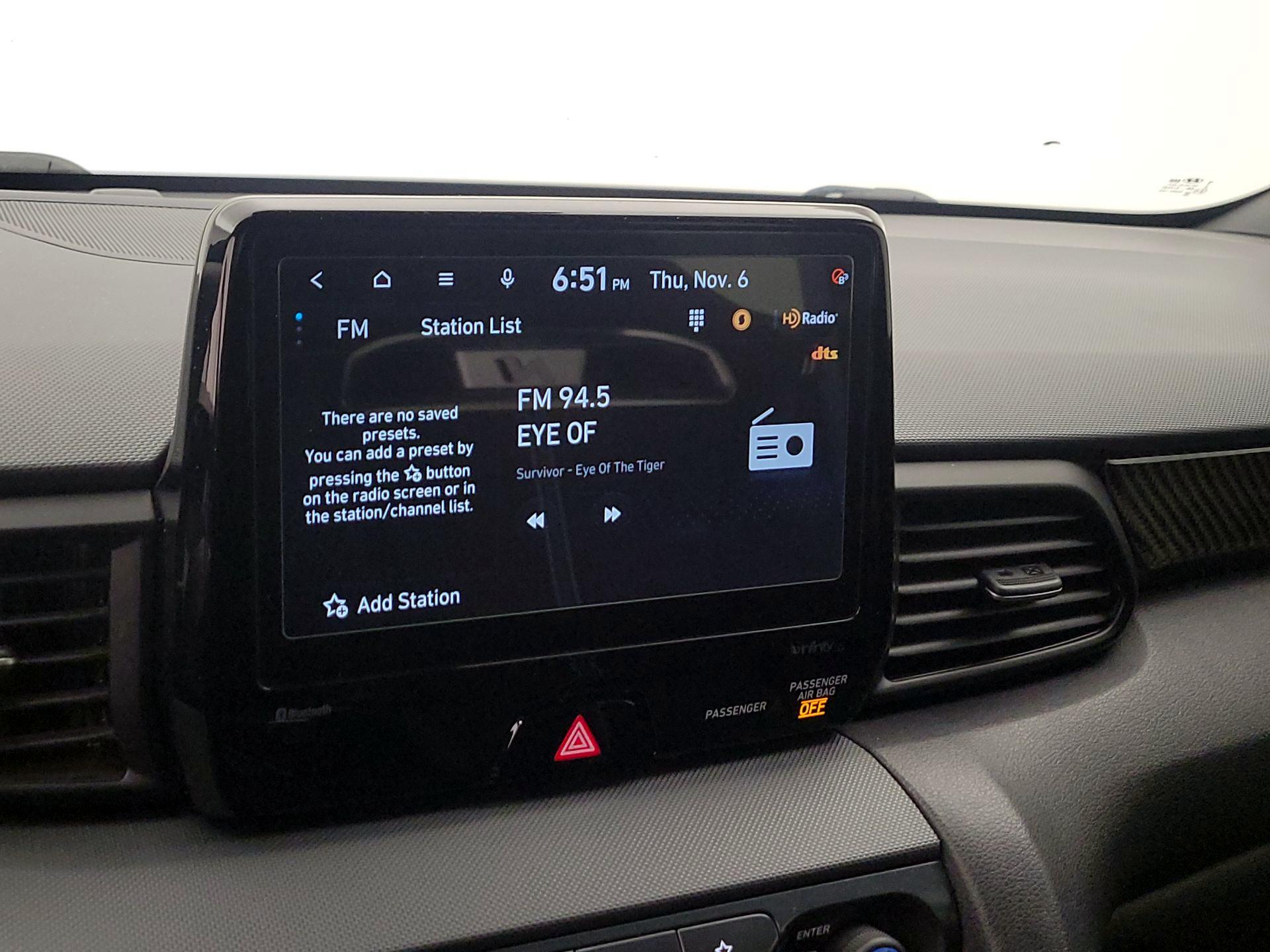 Thumbnail: 2022 Hyundai Veloster - 16