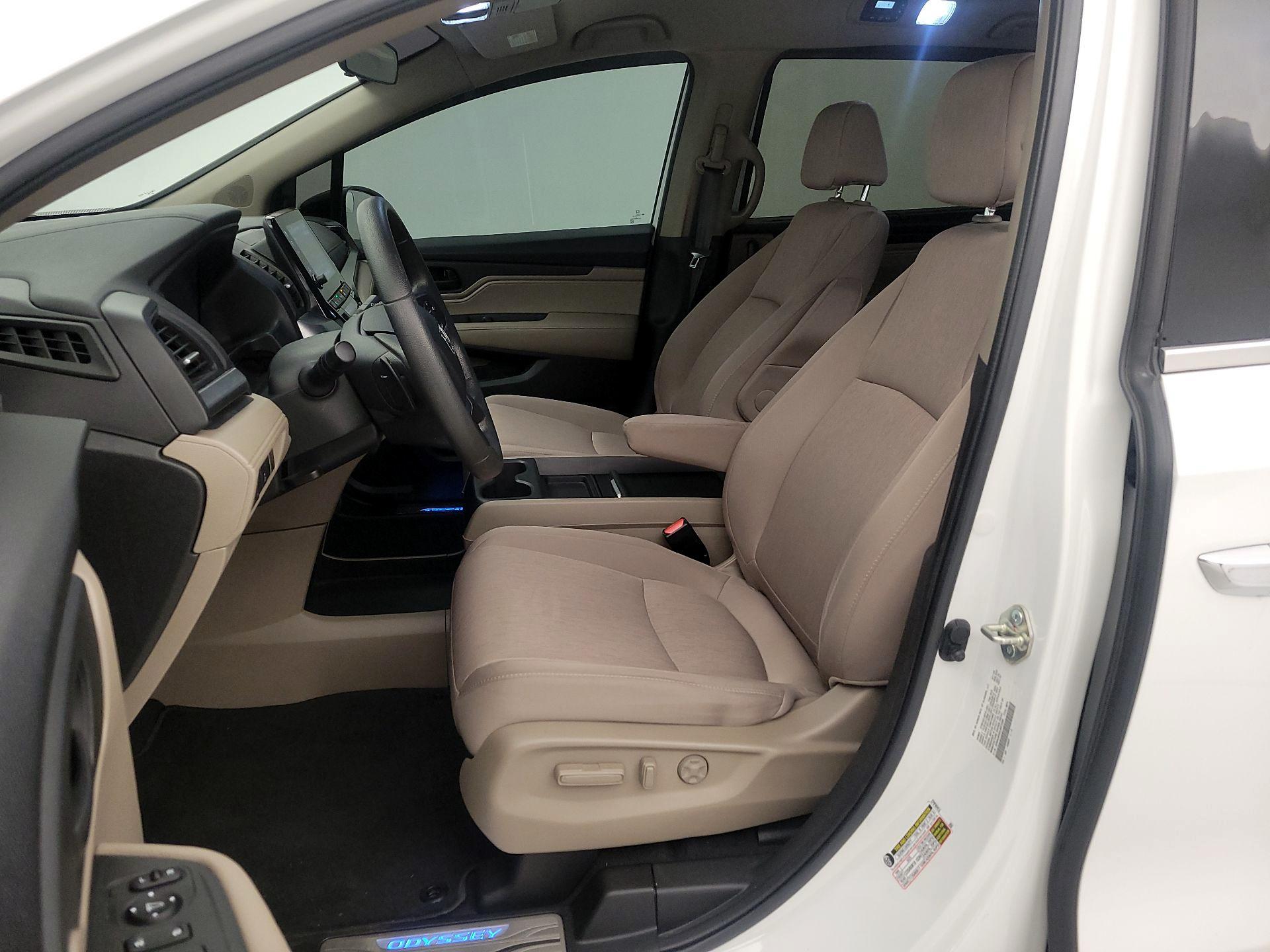 Thumbnail: 2020 Honda Odyssey - 11