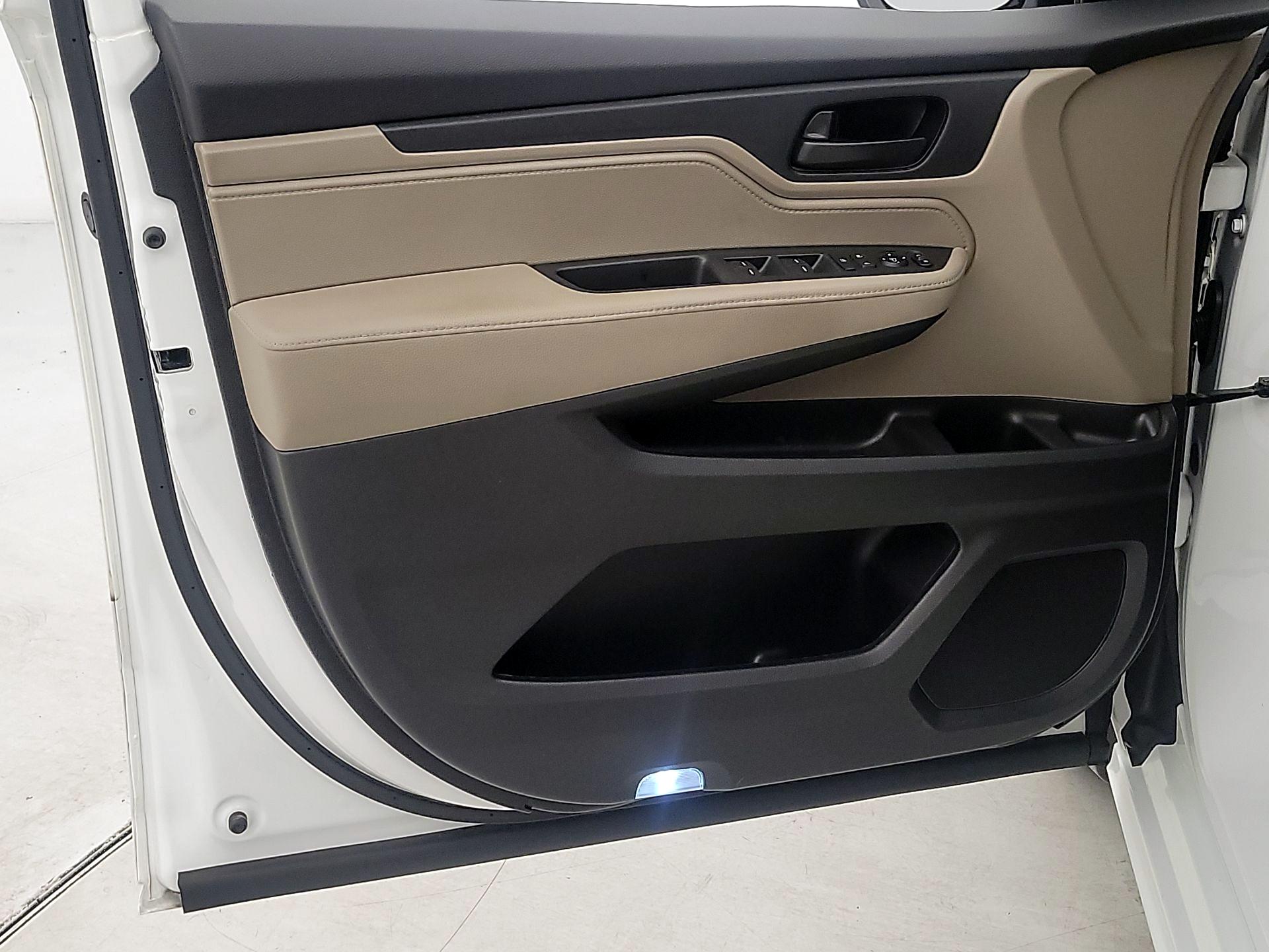 Thumbnail: 2020 Honda Odyssey - 12