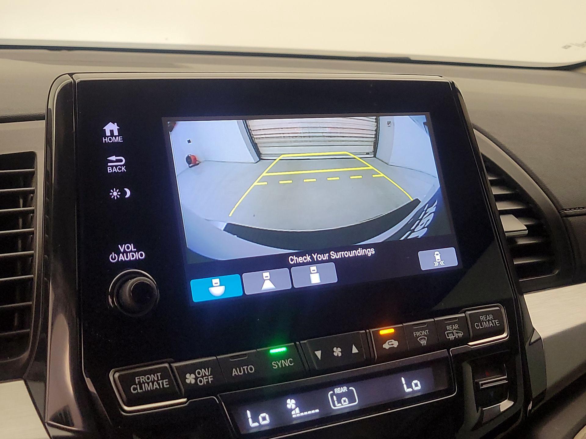 Thumbnail: 2020 Honda Odyssey - 14