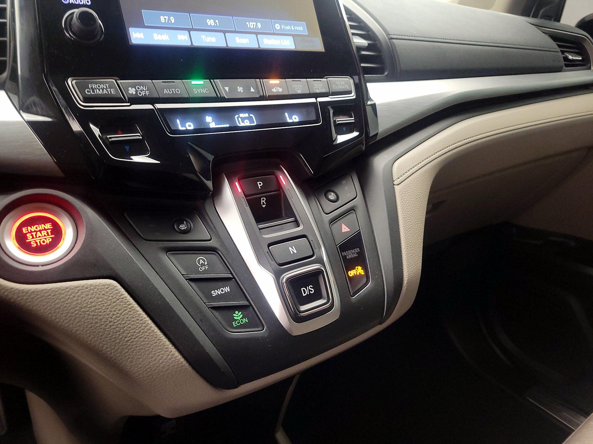 Thumbnail: 2020 Honda Odyssey - 17