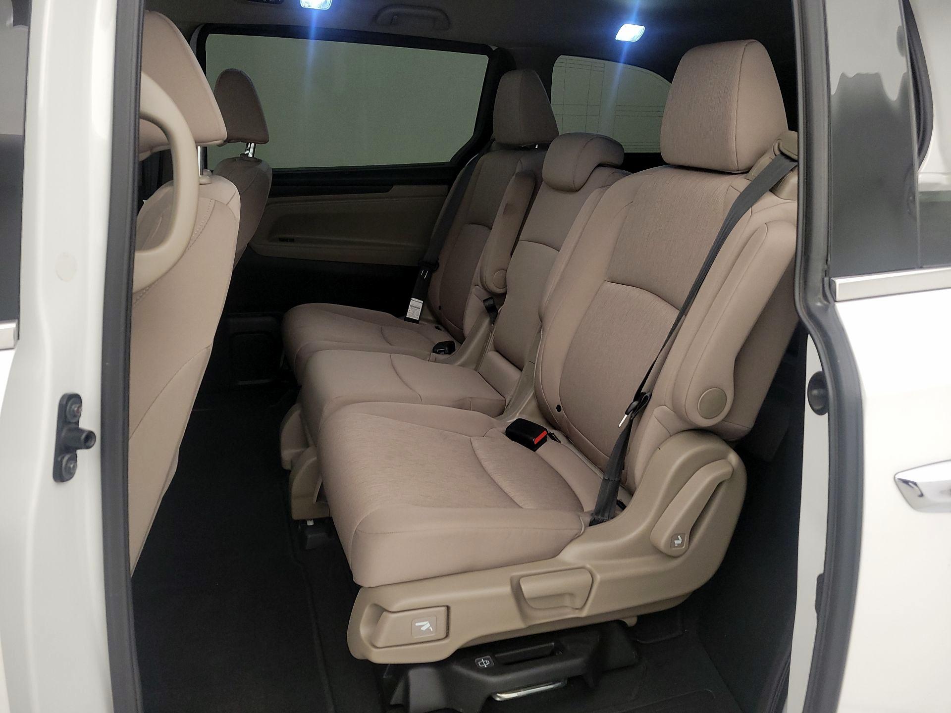 Thumbnail: 2020 Honda Odyssey - 19