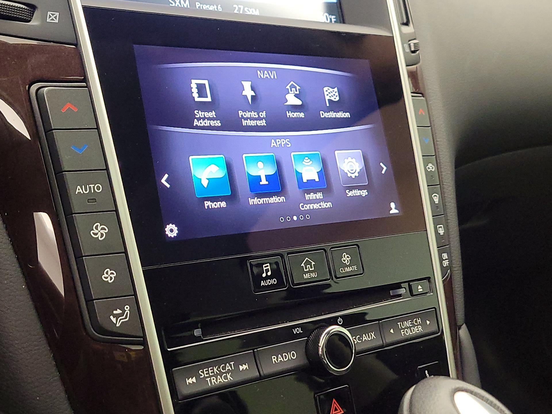 Thumbnail: 2014 INFINITI Q50 - 17