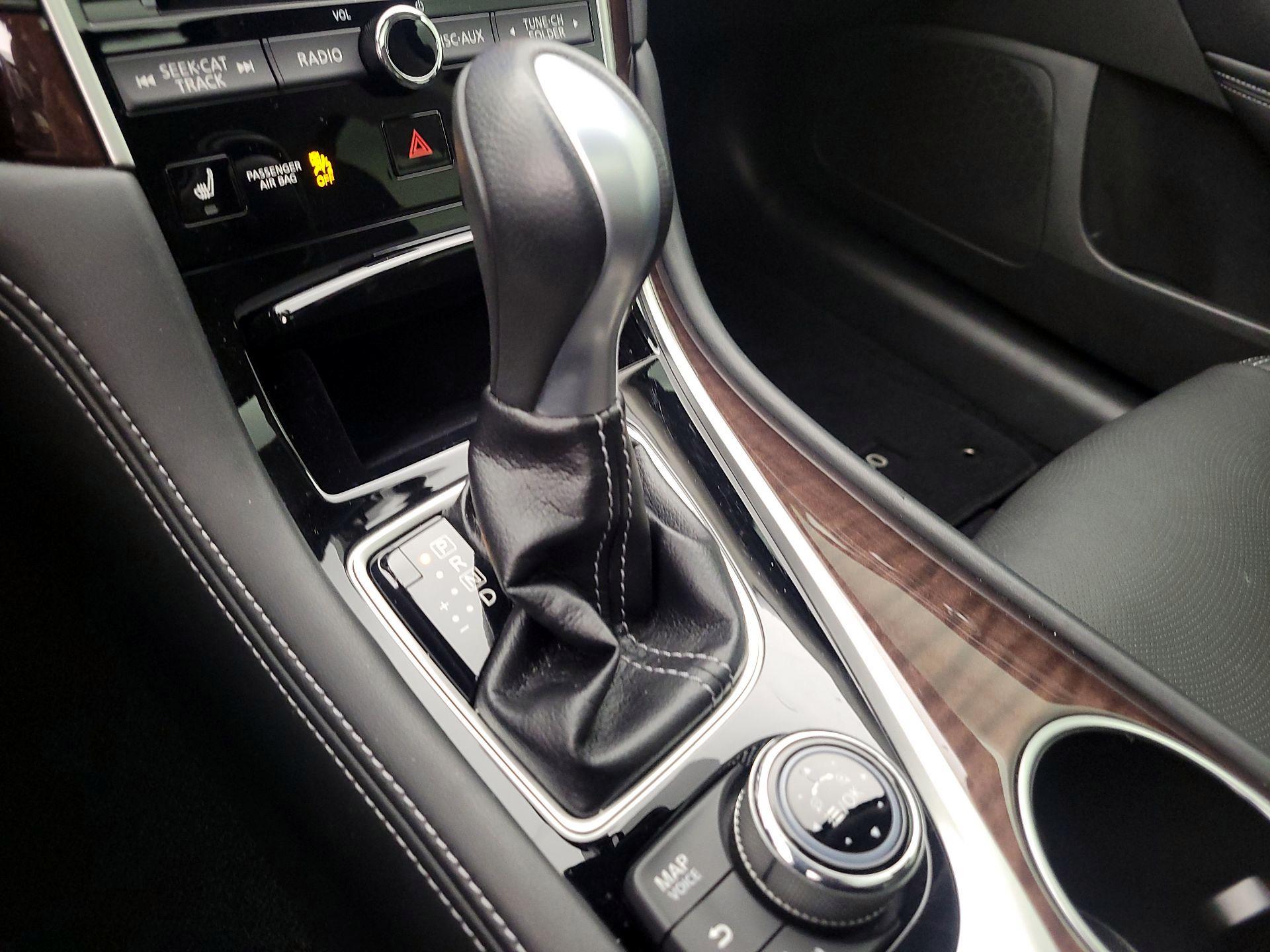 Thumbnail: 2014 INFINITI Q50 - 18