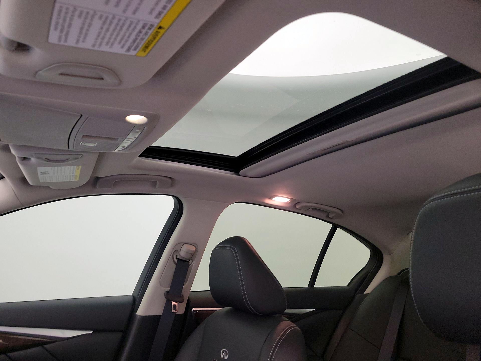 Thumbnail: 2014 INFINITI Q50 - 20