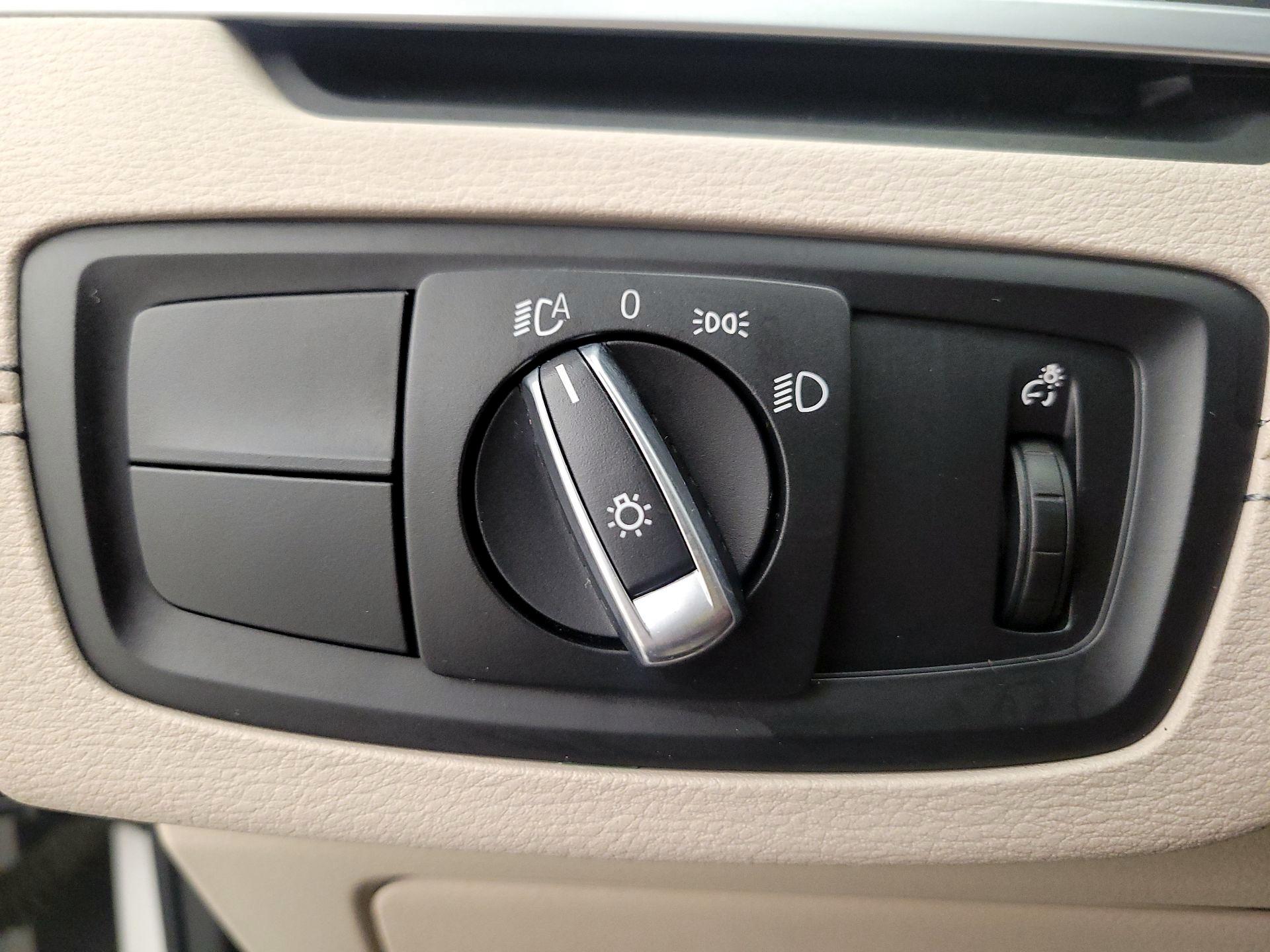 Thumbnail: 2022 BMW X1 - 13