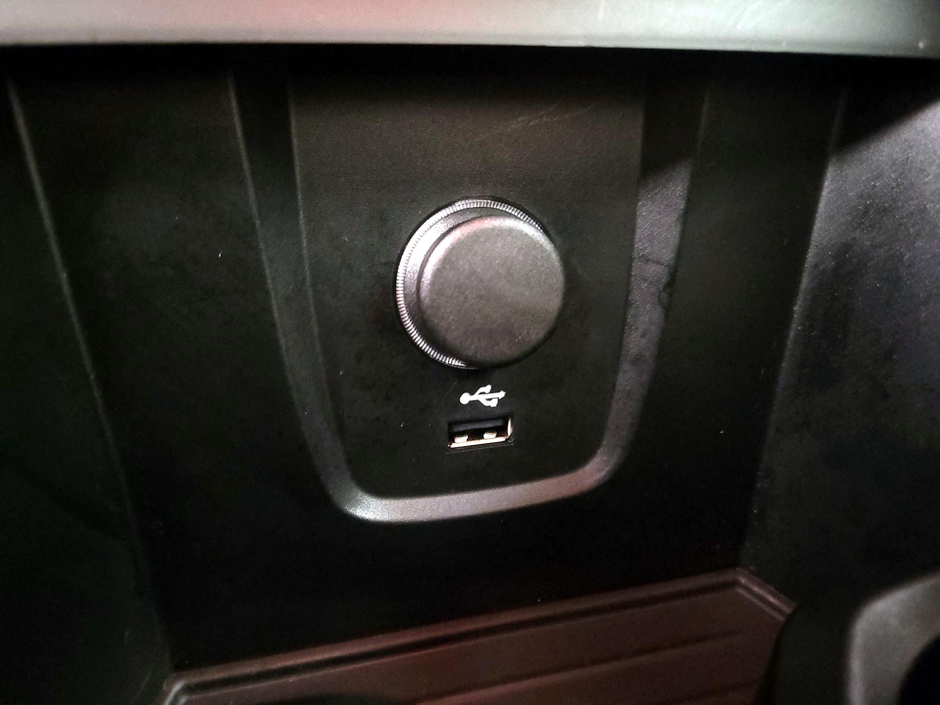 Thumbnail: 2022 BMW X1 - 19