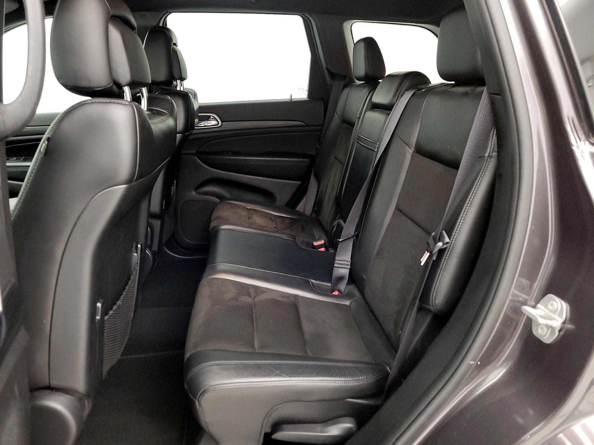 Thumbnail: 2020 Jeep Grand Cherokee - 20