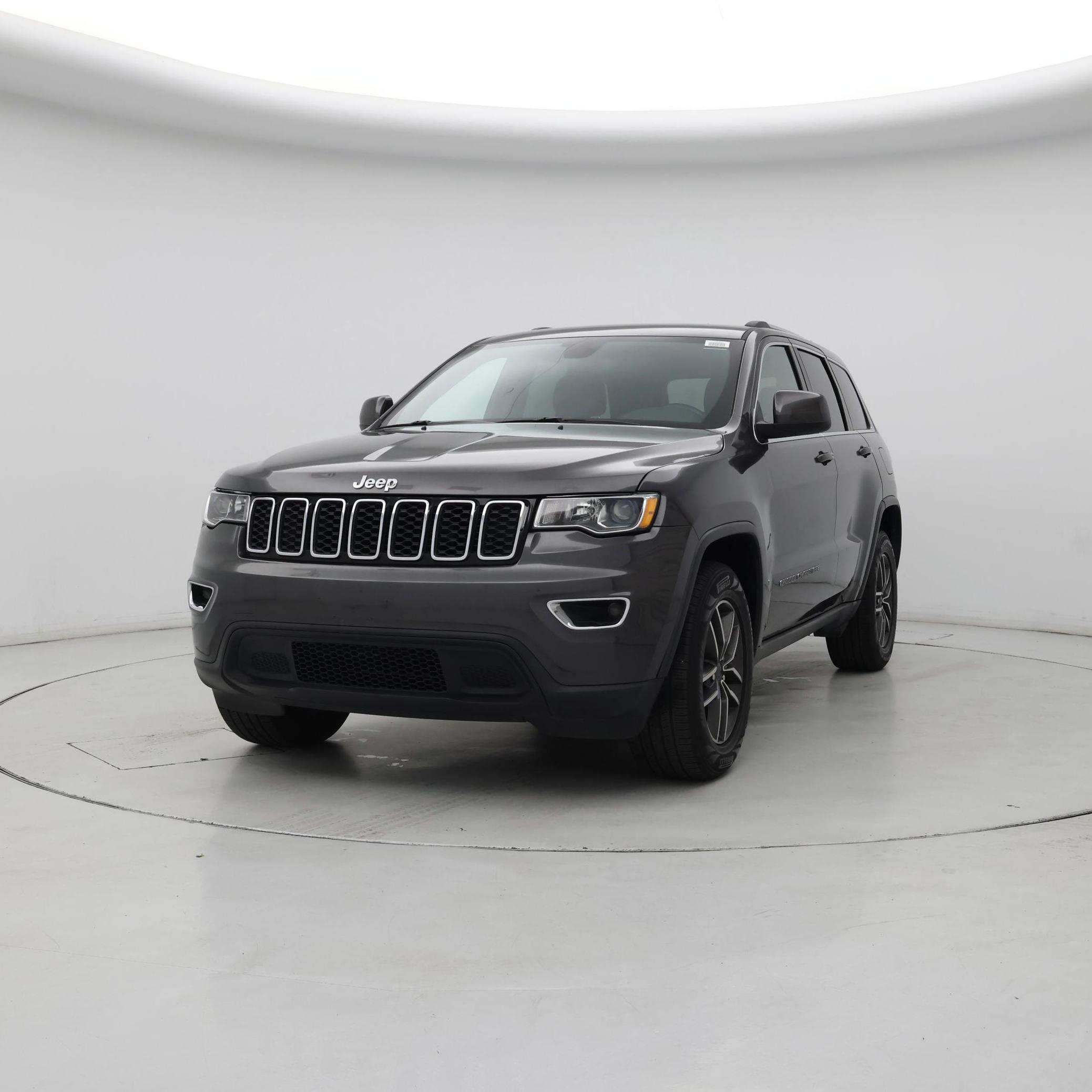 Thumbnail: 2020 Jeep Grand Cherokee - 4