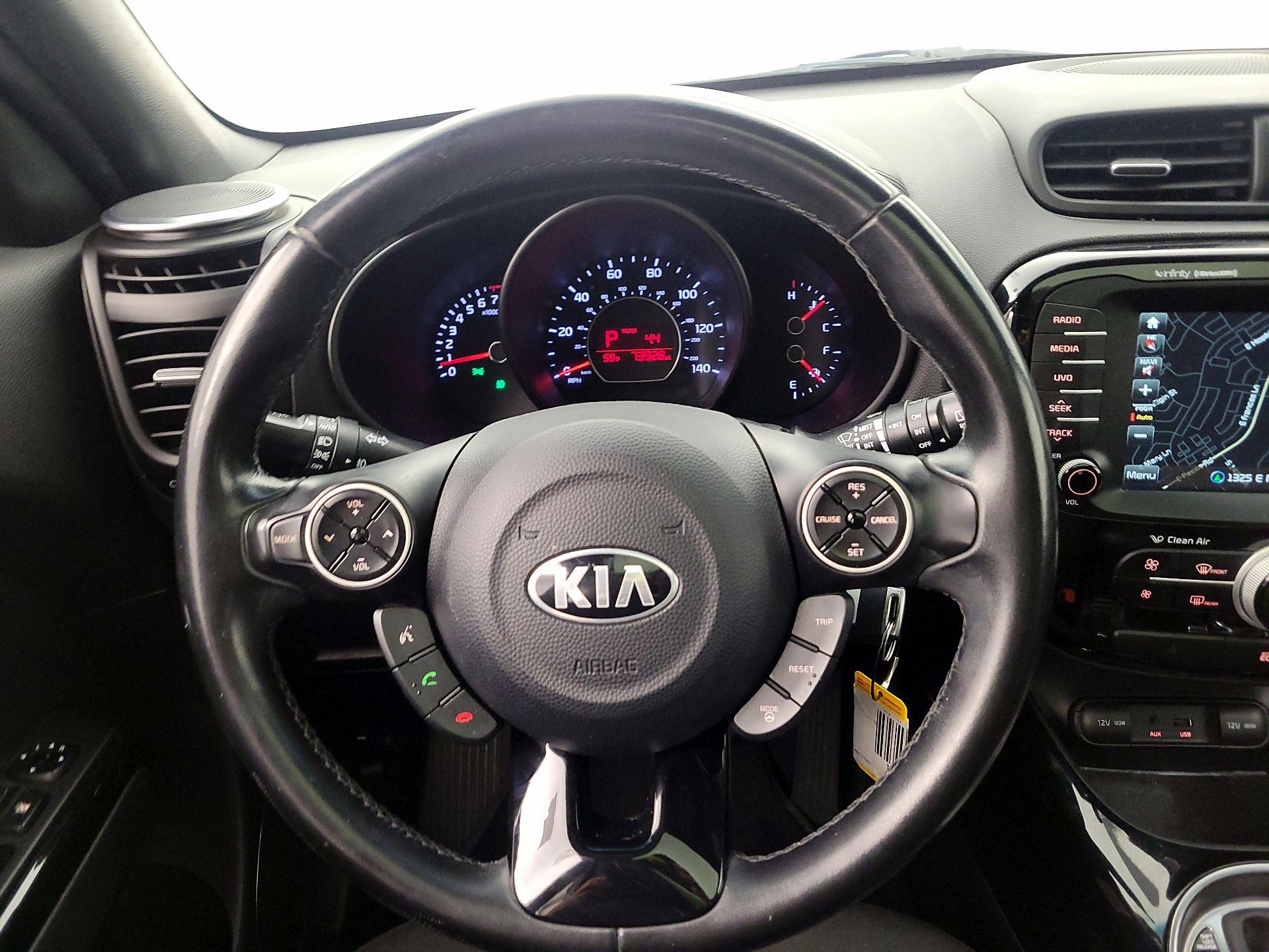 Thumbnail: 2015 Kia Soul - 10