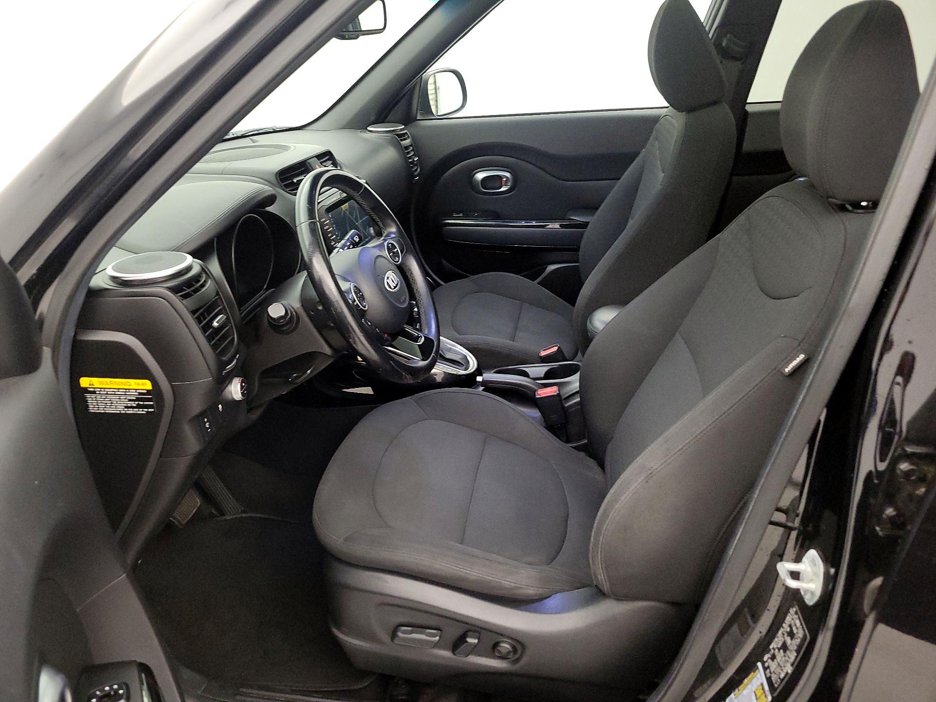 Thumbnail: 2015 Kia Soul - 11