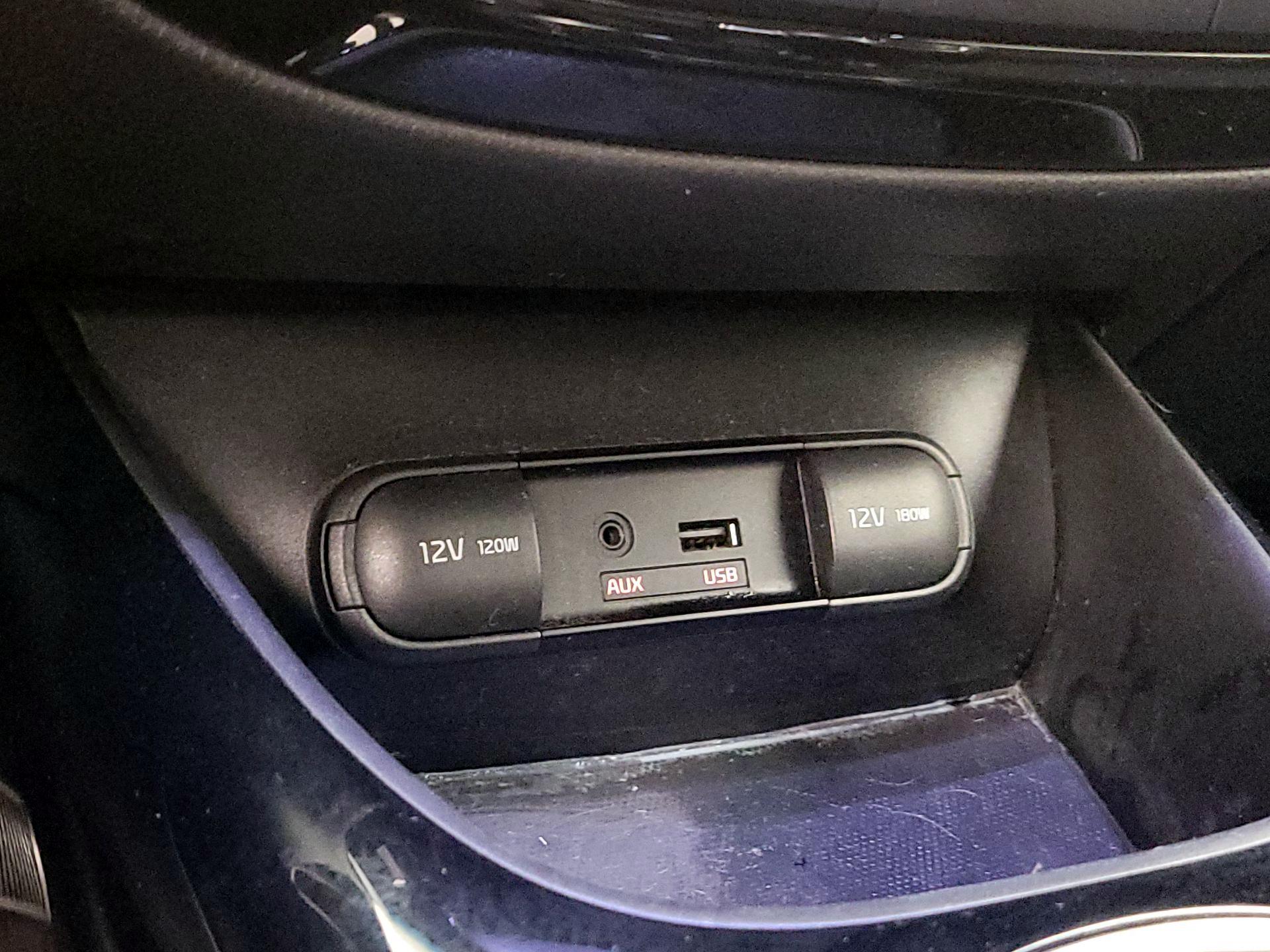 Thumbnail: 2015 Kia Soul - 19