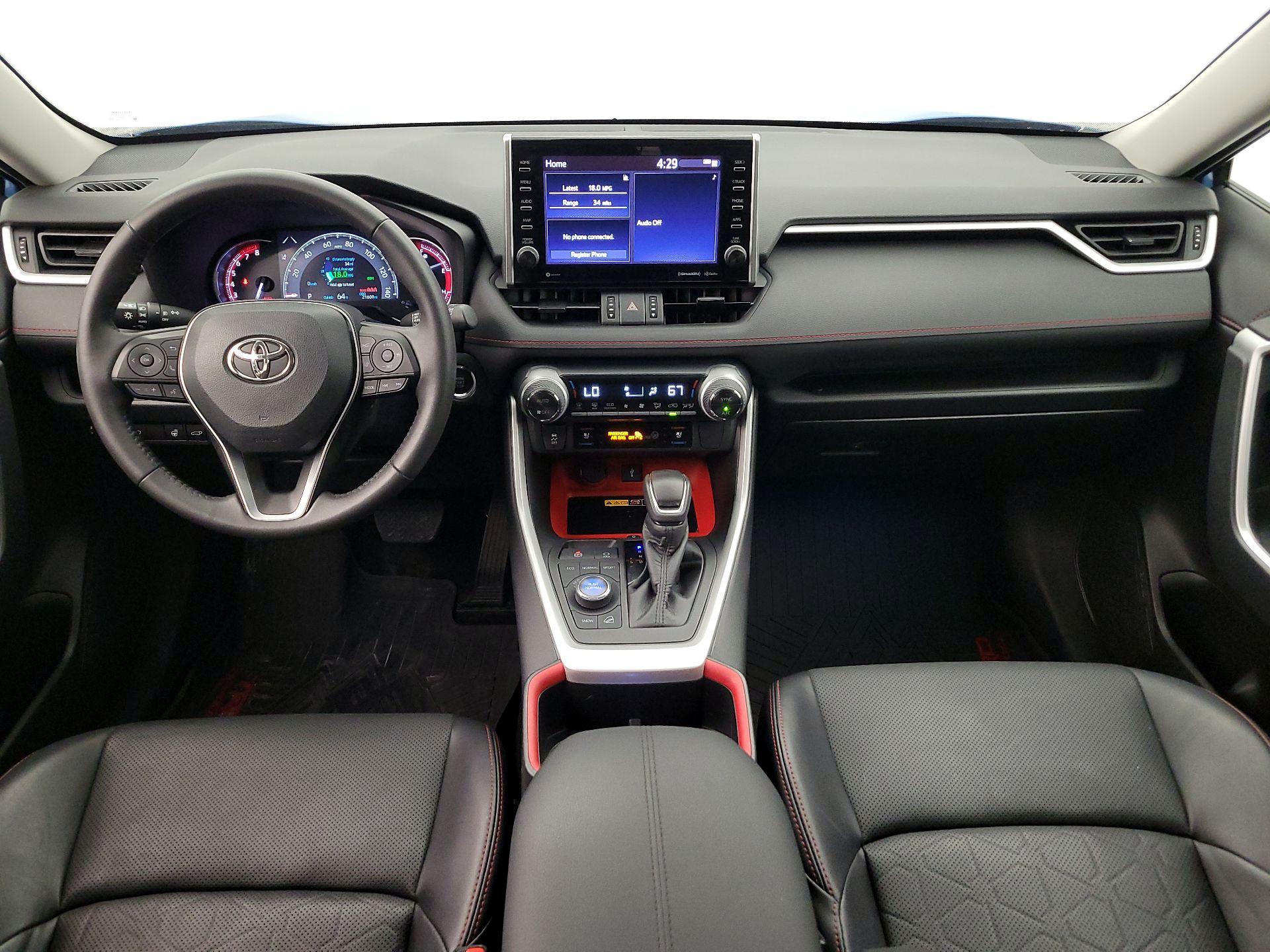 Thumbnail: 2022 Toyota RAV4 - 9