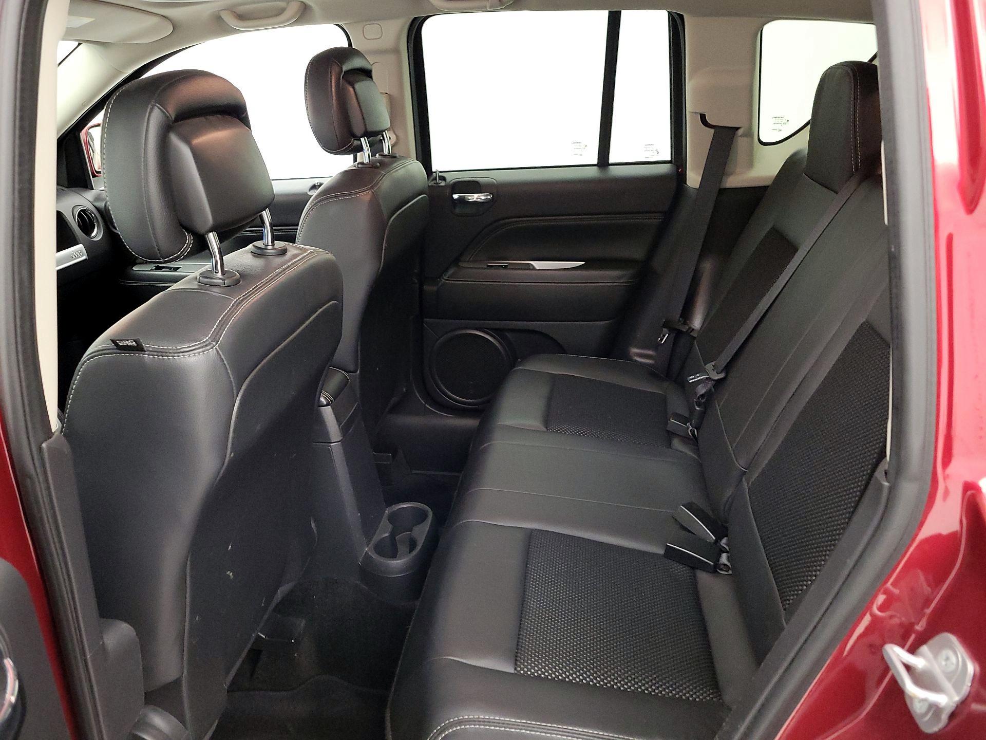 Thumbnail: 2014 Jeep Compass - 17