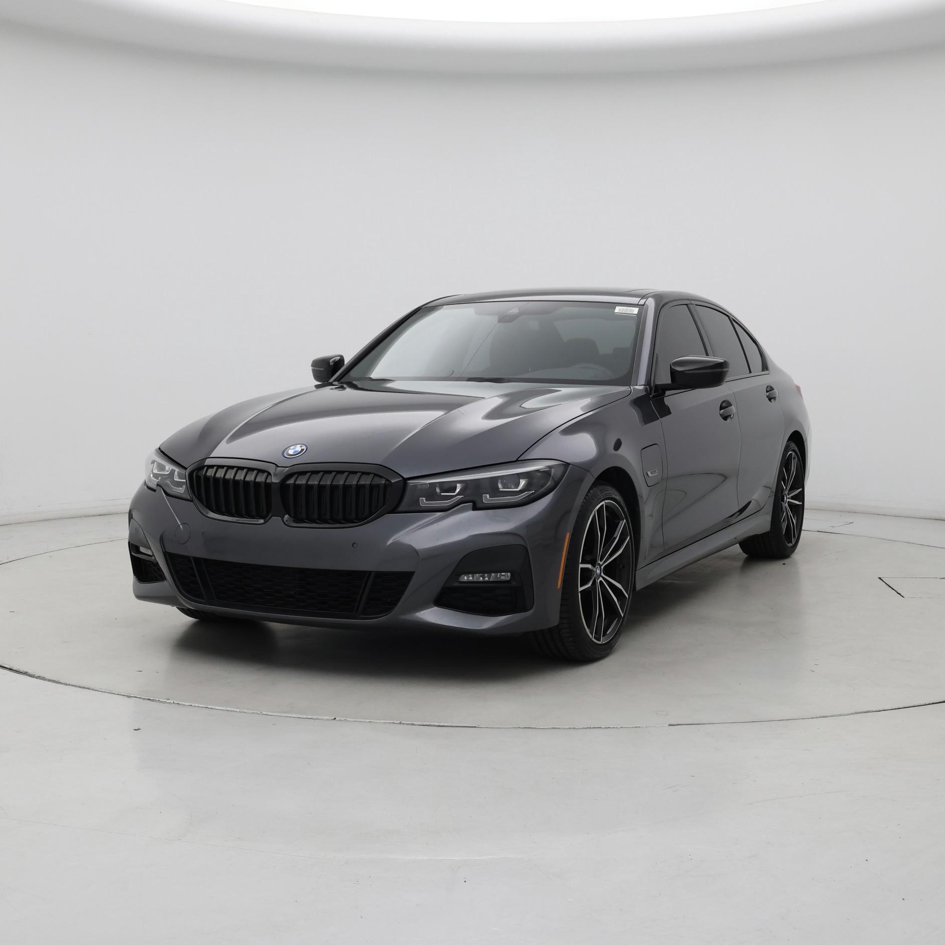 Thumbnail: 2022 BMW 3 Series - 4