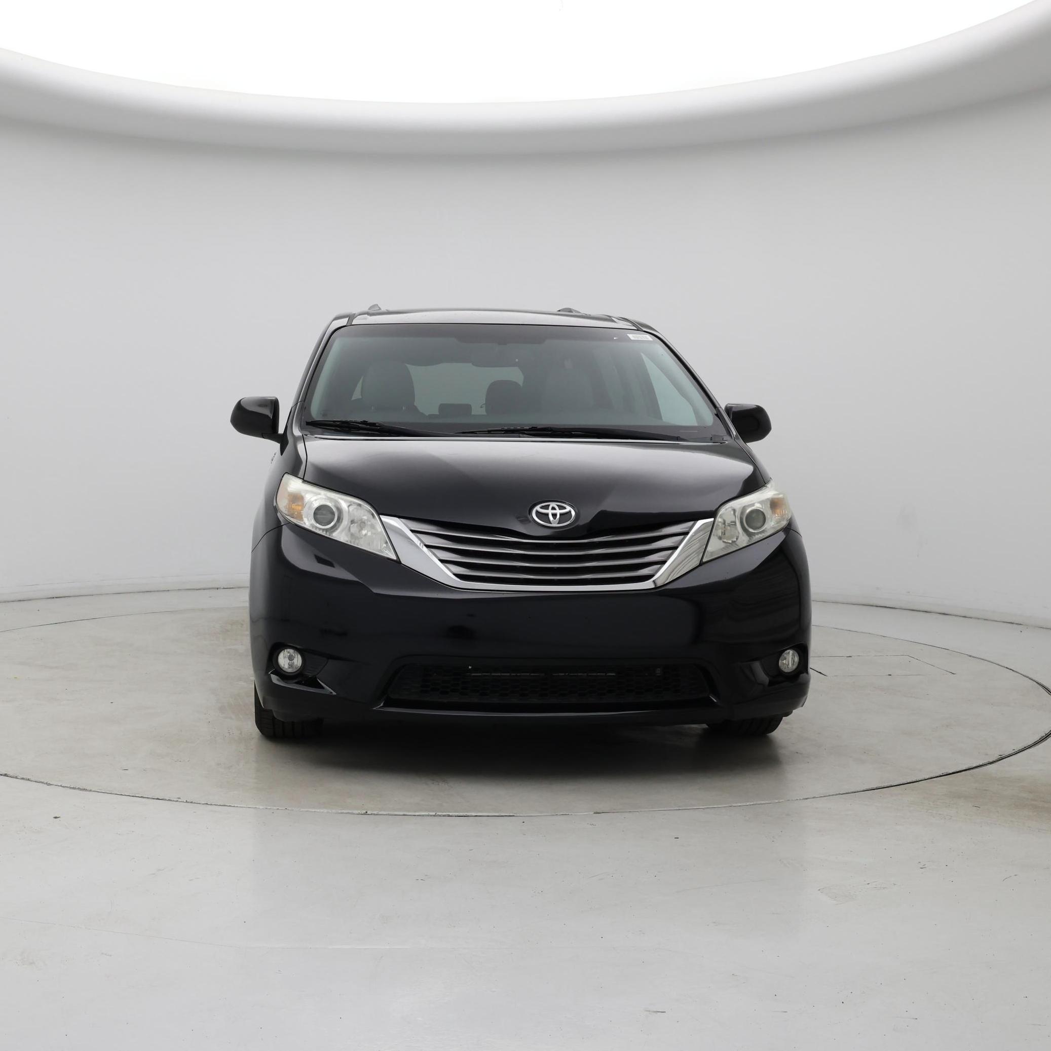 Thumbnail: 2015 Toyota Sienna - 5