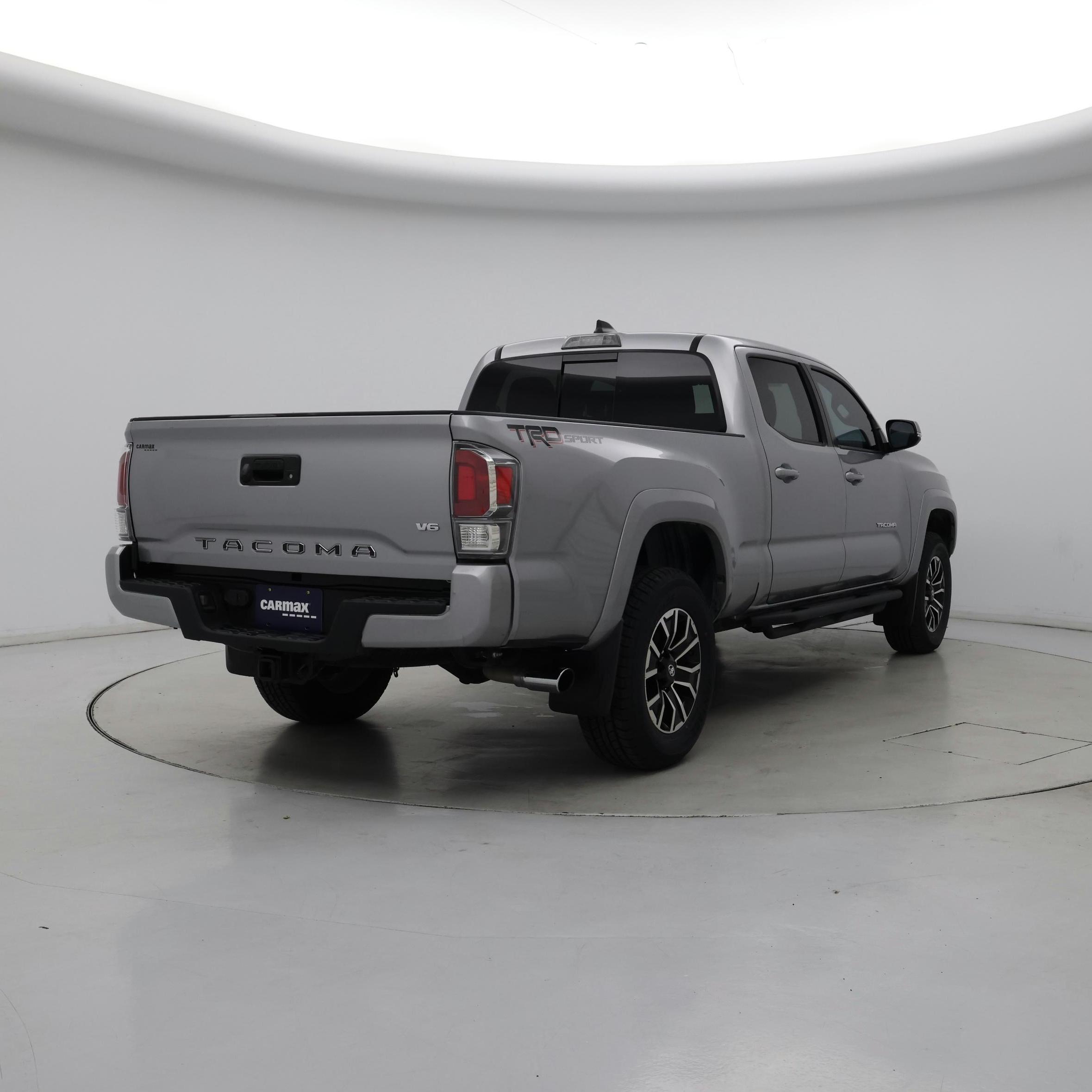 Thumbnail: 2021 Toyota Tacoma - 8