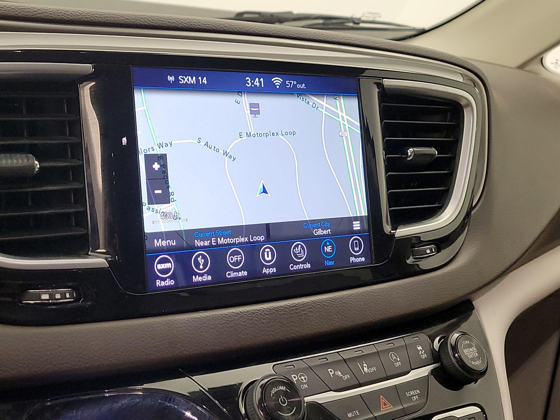 Thumbnail: 2018 Chrysler Pacifica - 14