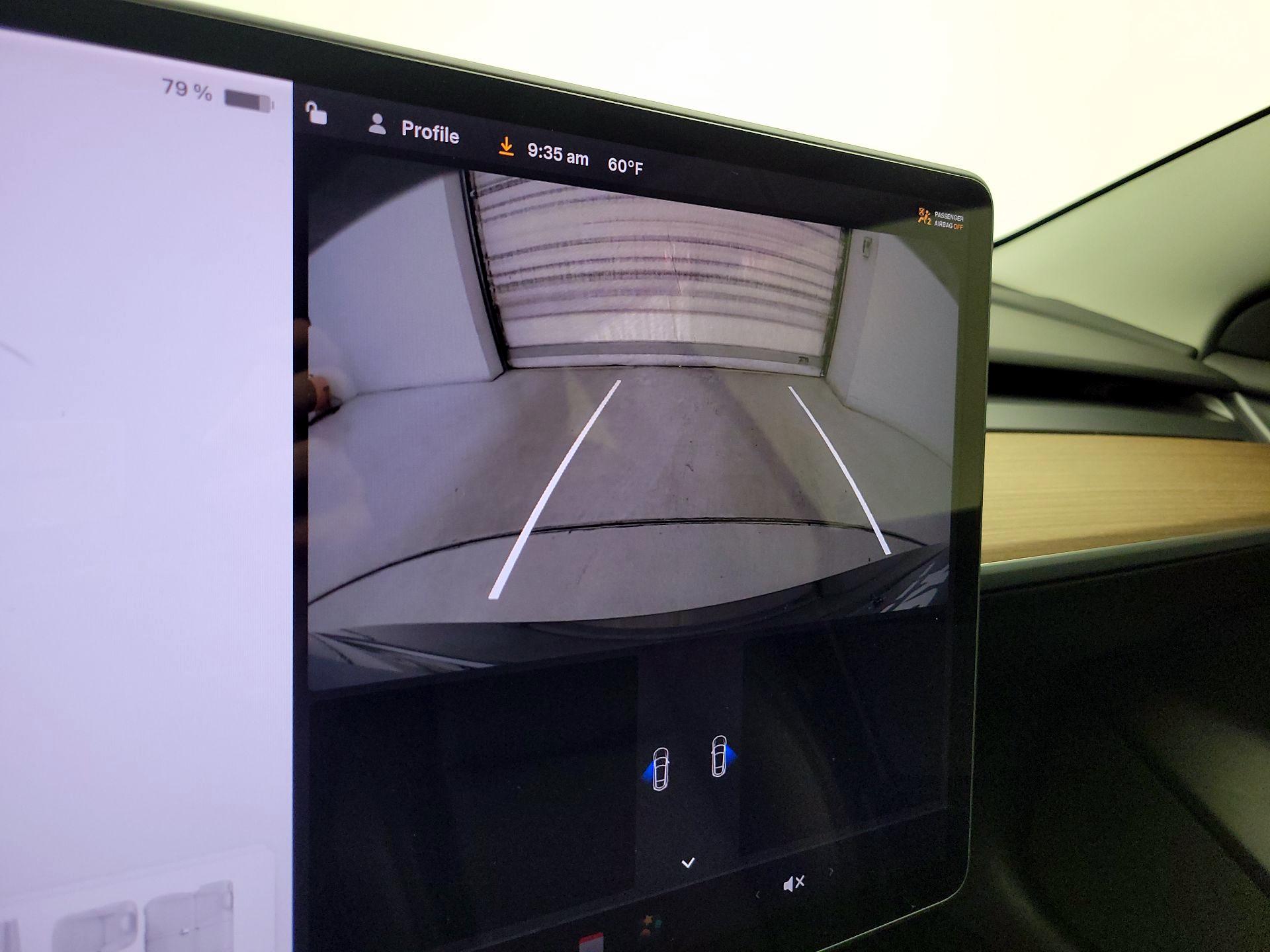 Thumbnail: 2022 Tesla Model 3 - 14