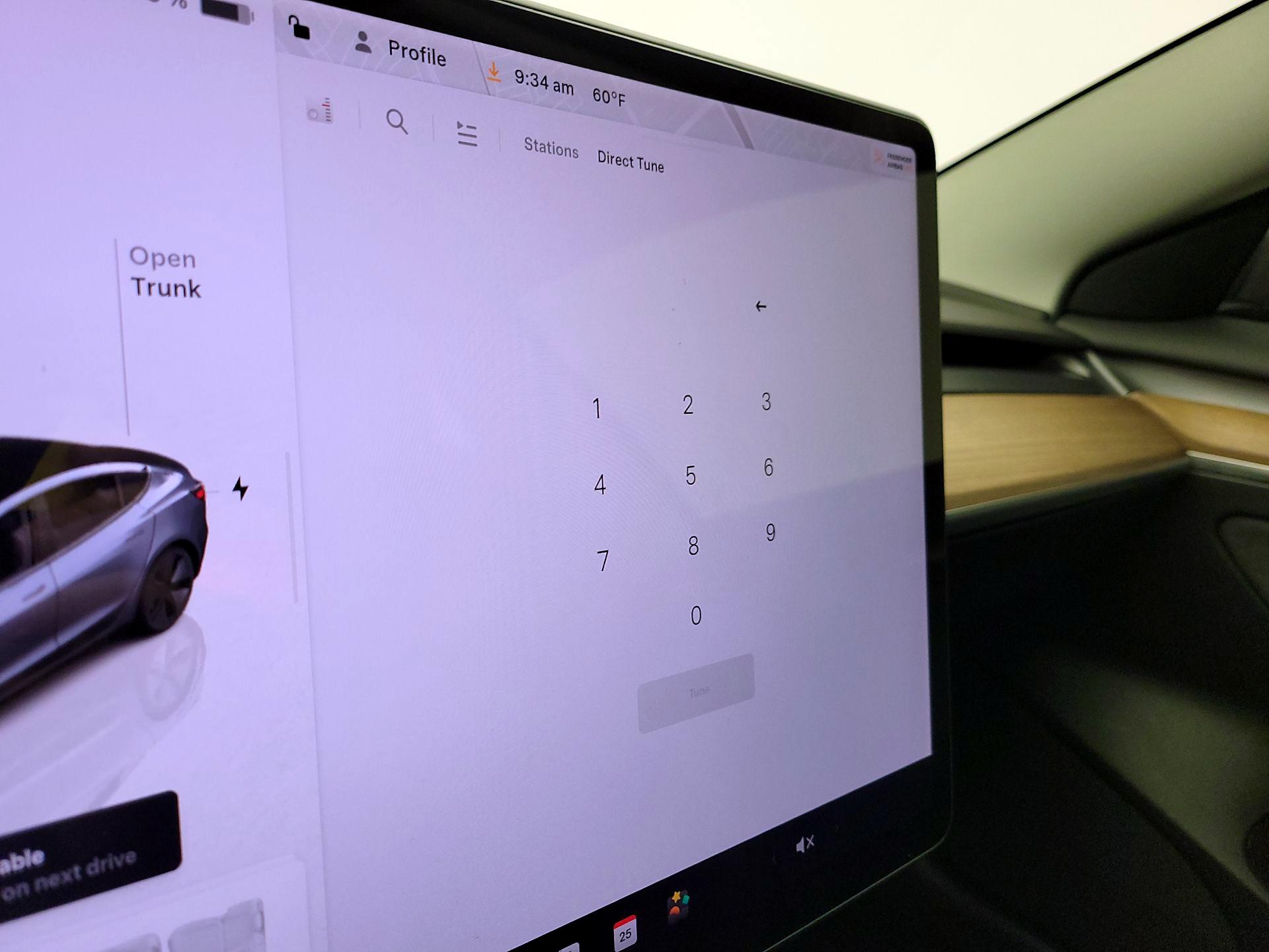 Thumbnail: 2022 Tesla Model 3 - 15