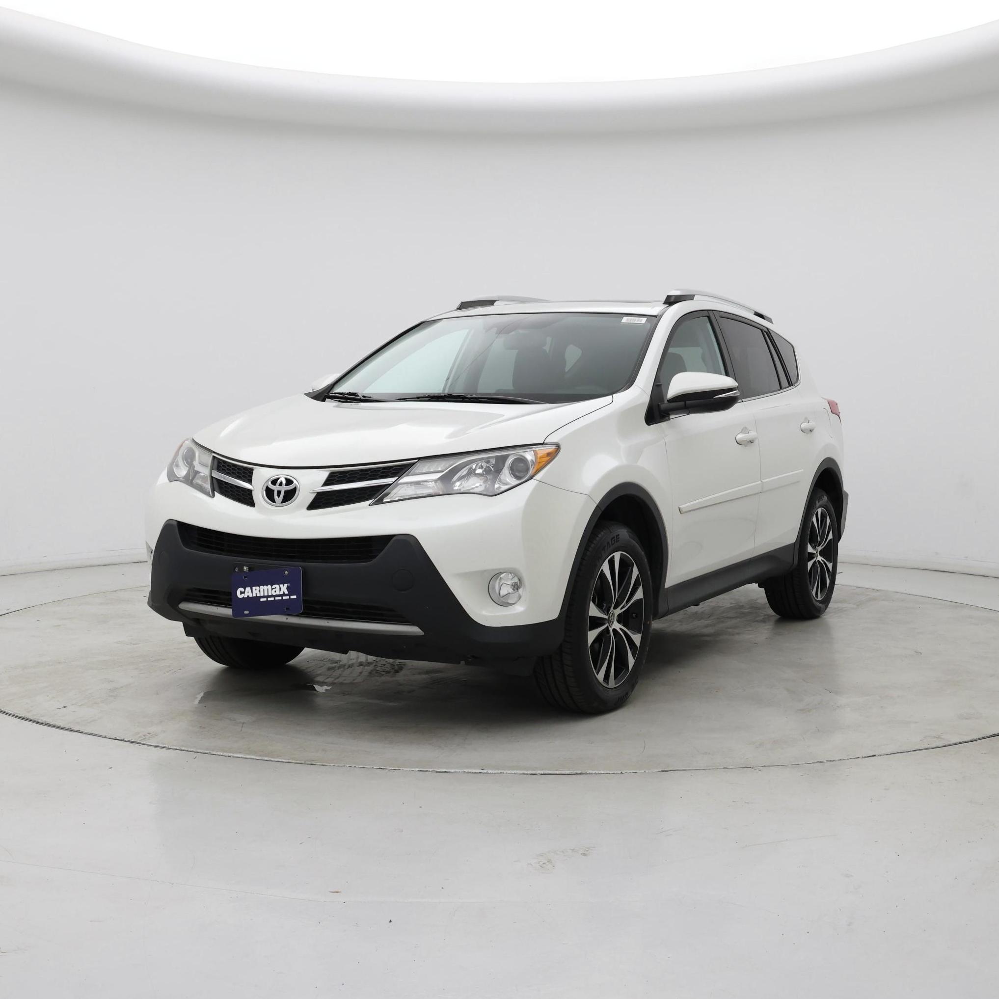 Thumbnail: 2015 Toyota RAV4 - 4