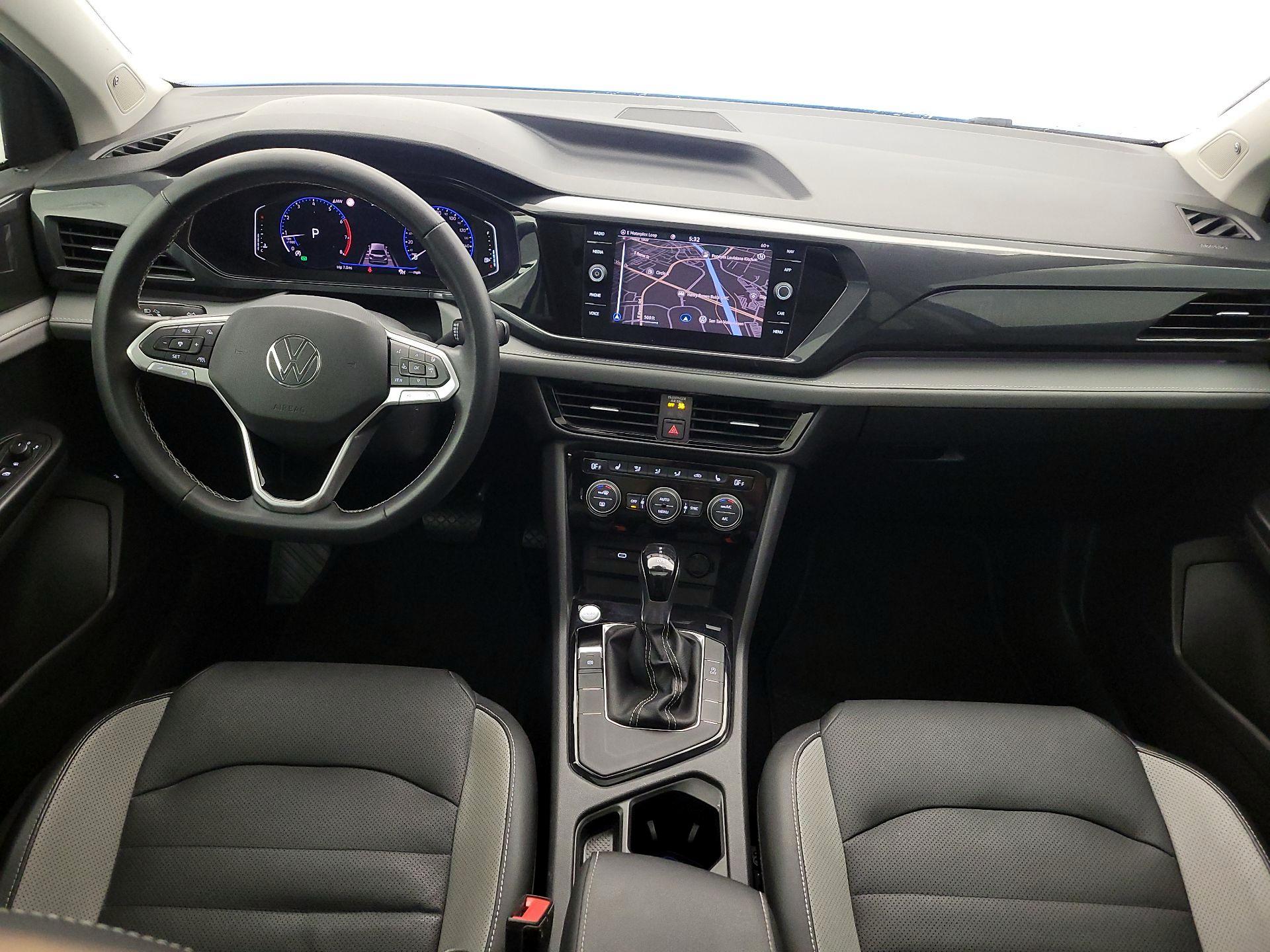 Thumbnail: 2022 Volkswagen Taos - 9