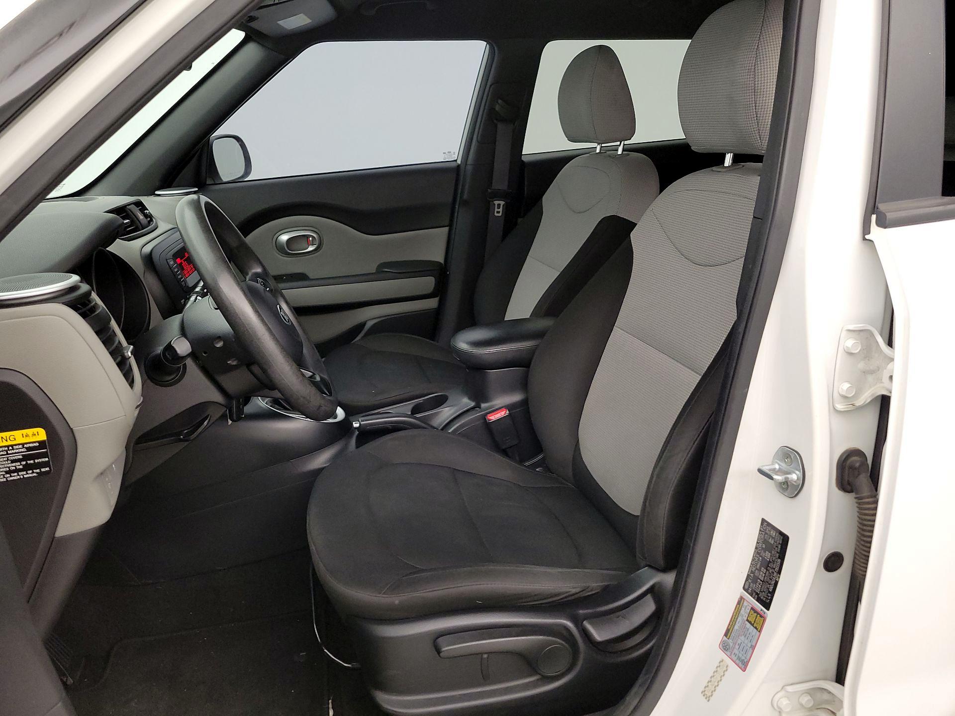 Thumbnail: 2015 Kia Soul - 11