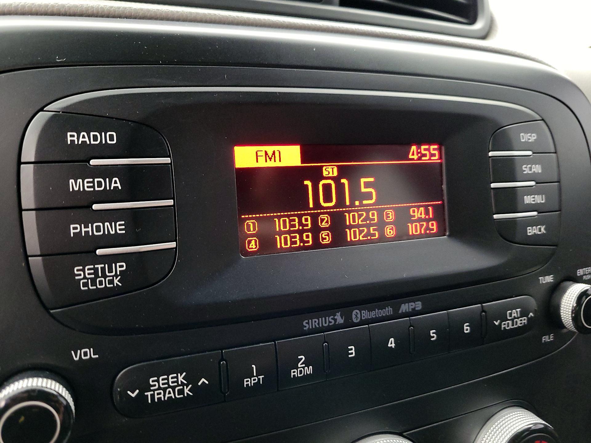 Thumbnail: 2015 Kia Soul - 14