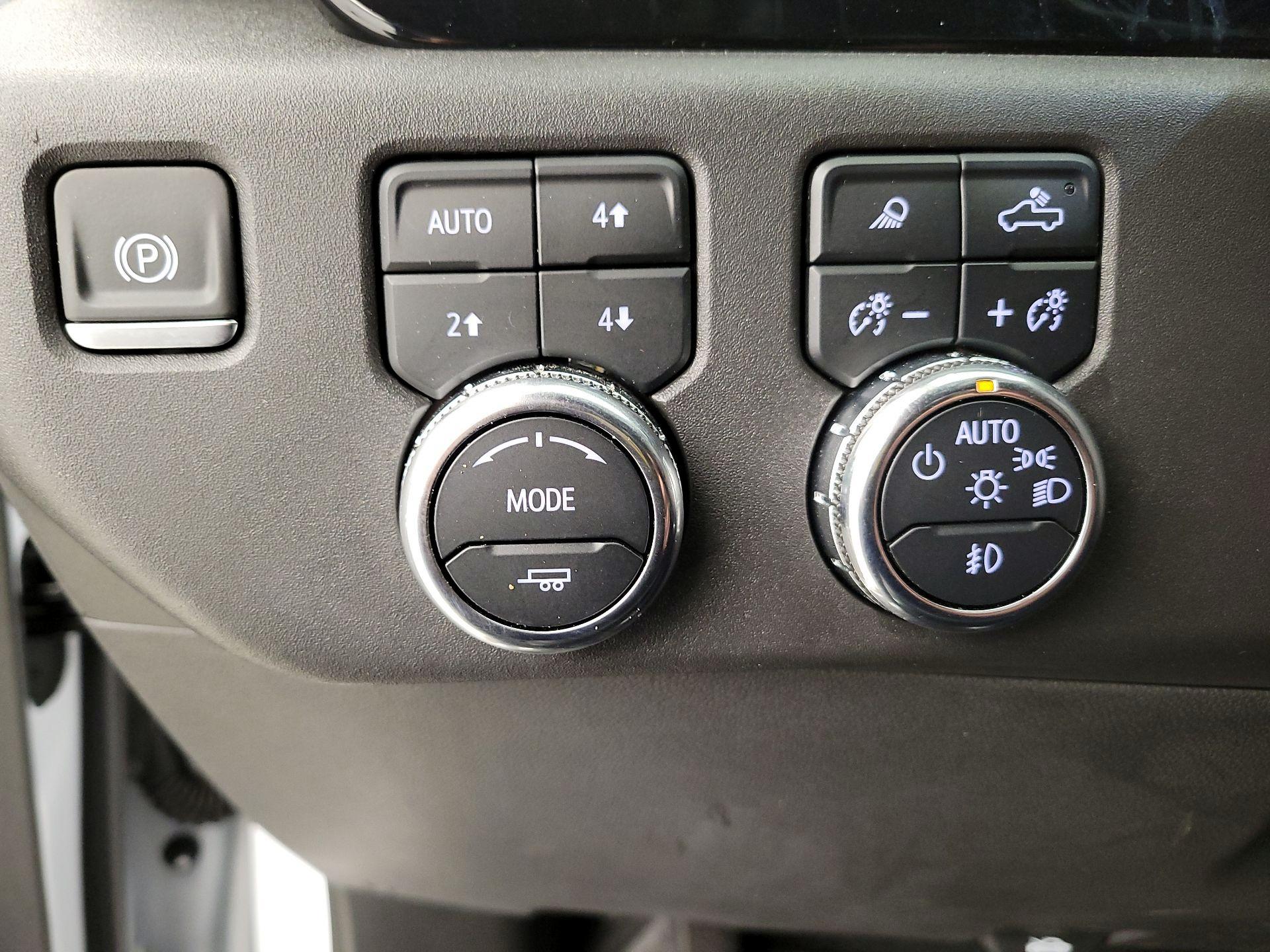 Thumbnail: 2025 GMC Sierra 1500 - 13