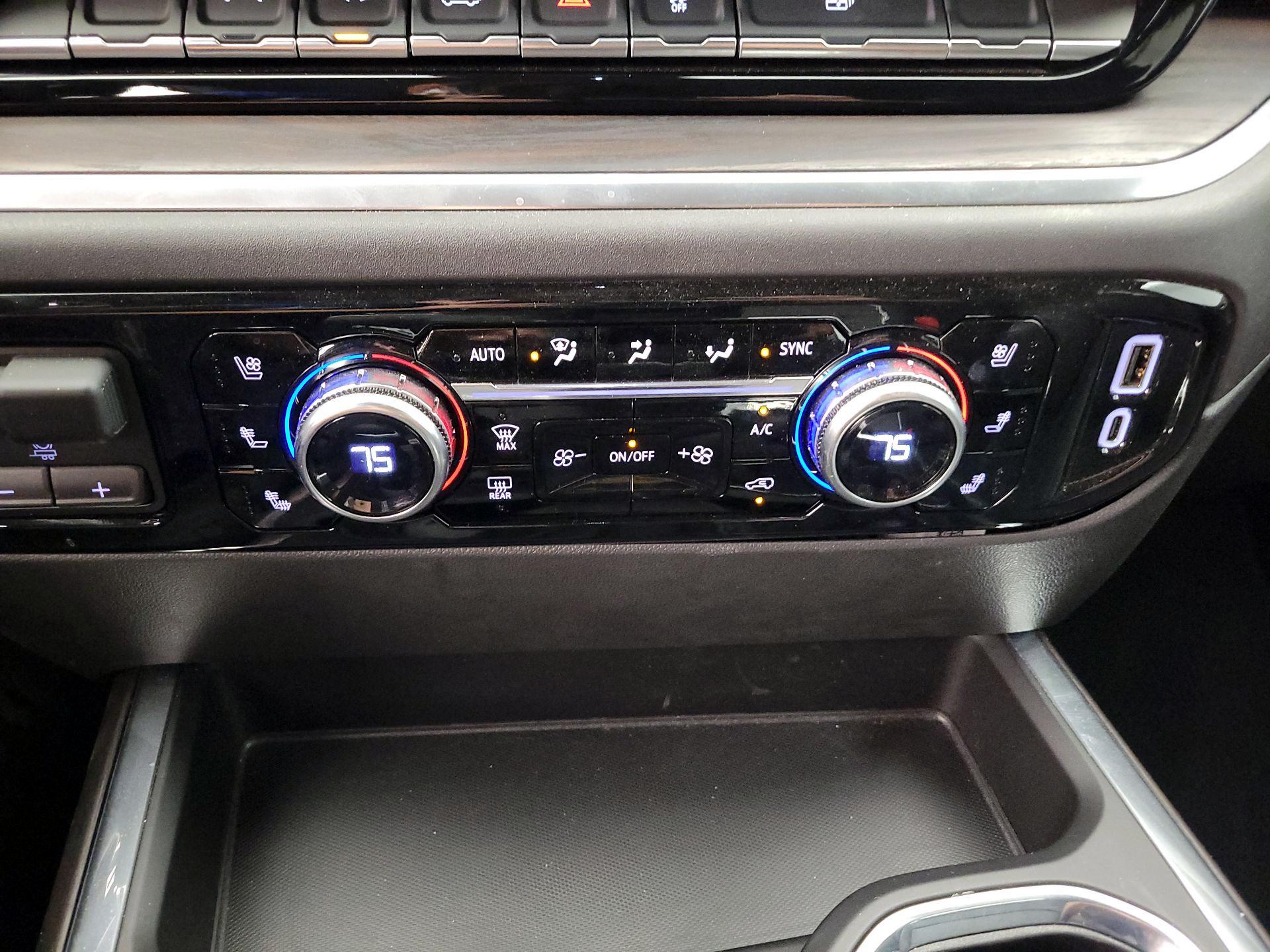 Thumbnail: 2025 GMC Sierra 1500 - 17