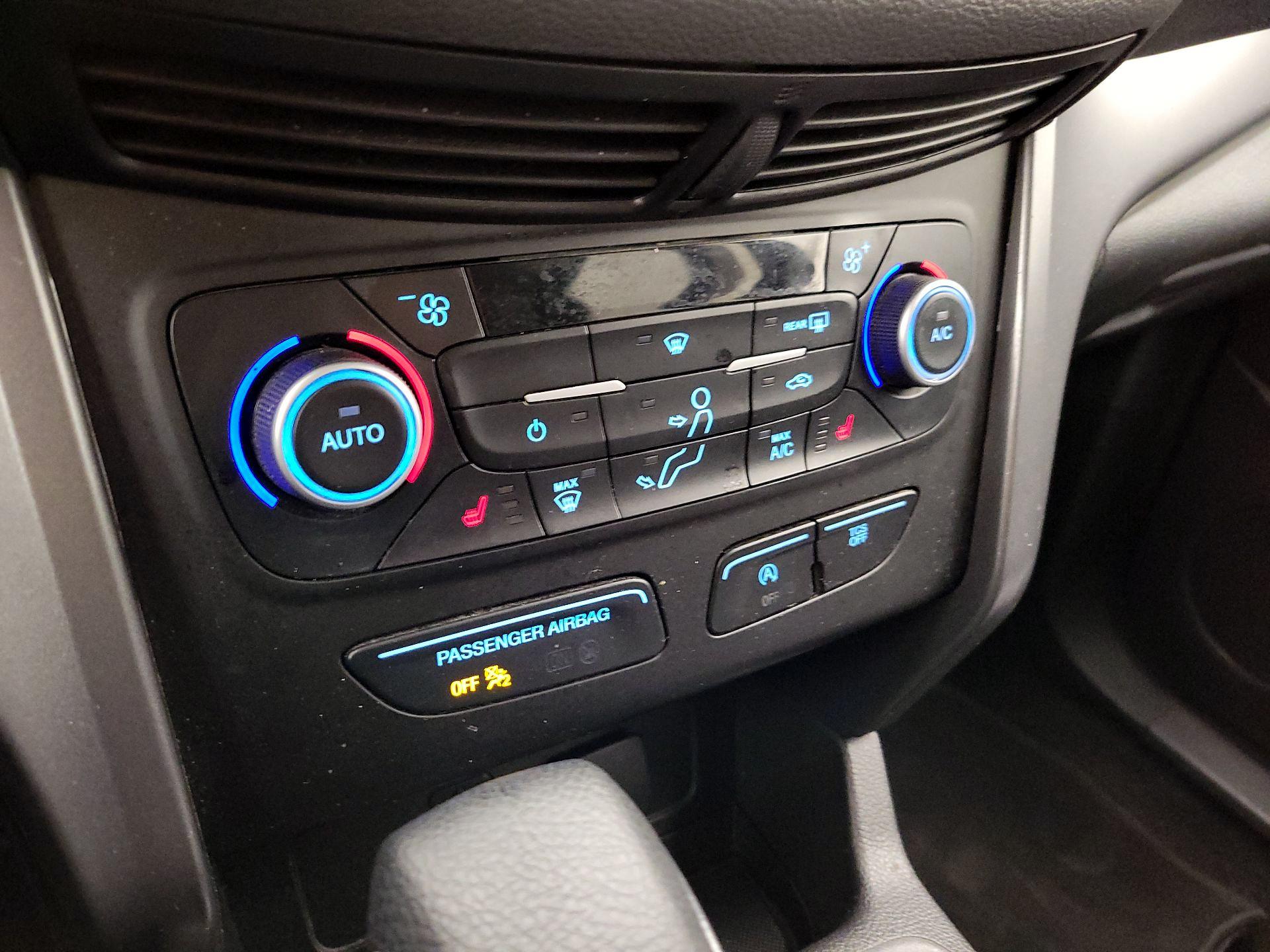 Thumbnail: 2018 Ford Escape - 16