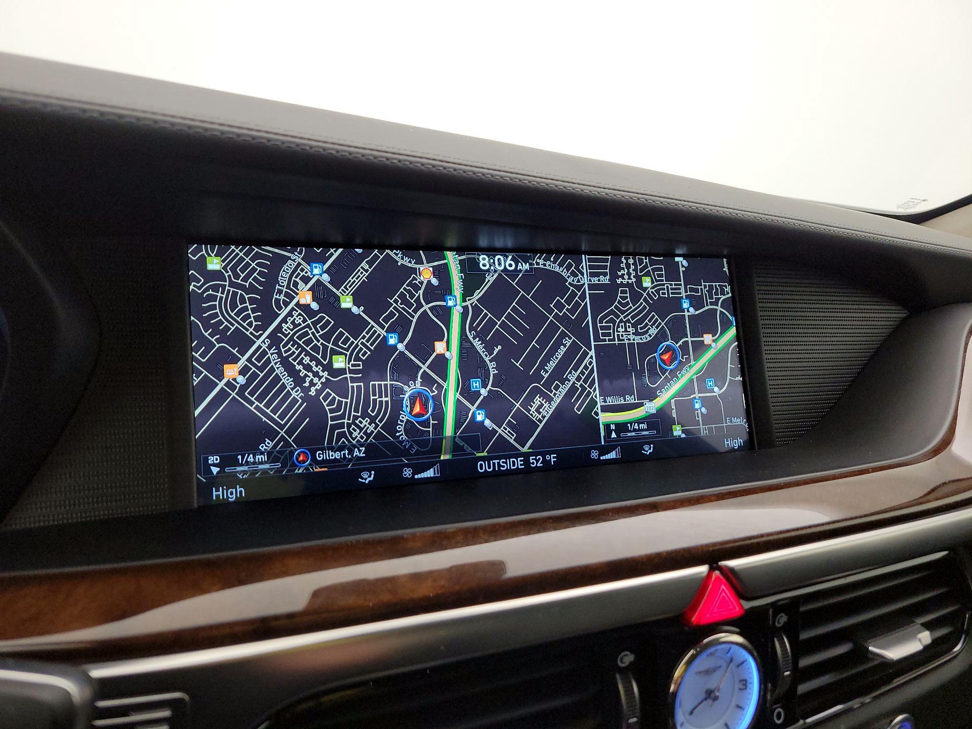 Thumbnail: 2018 Genesis G90 - 14