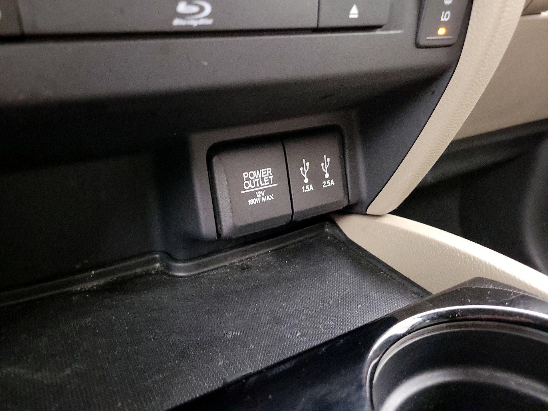 Thumbnail: 2016 Honda Pilot - 19