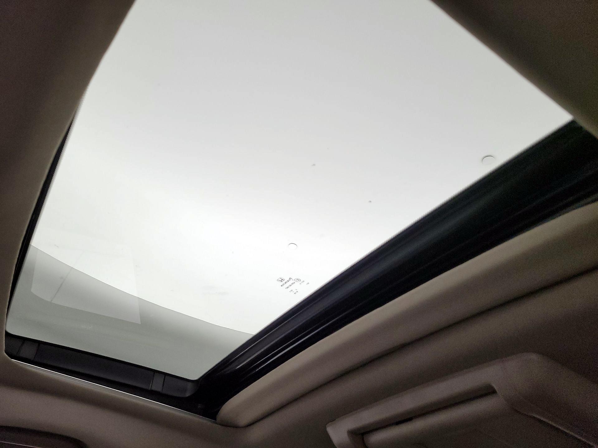 Thumbnail: 2016 Honda Pilot - 20