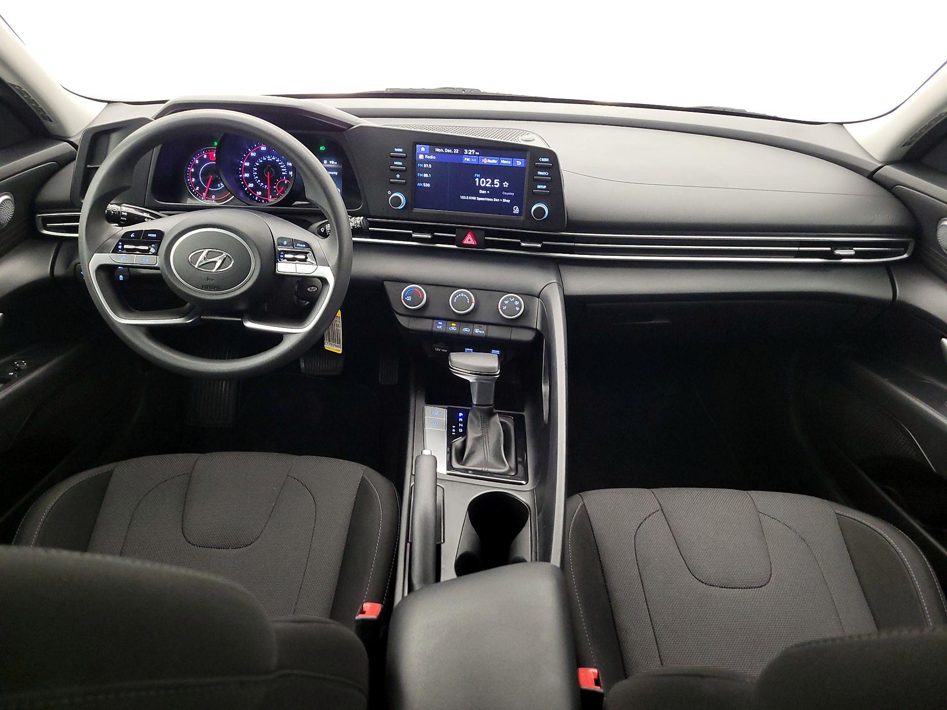 Thumbnail: 2021 Hyundai Elantra - 9