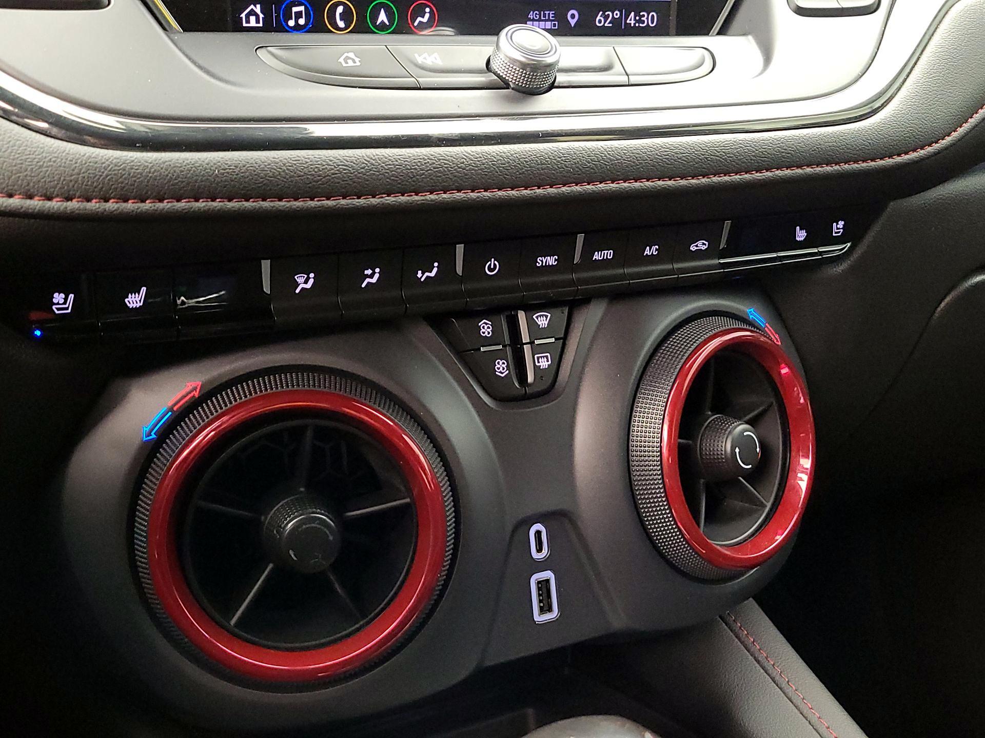 Thumbnail: 2019 Chevrolet Blazer - 17