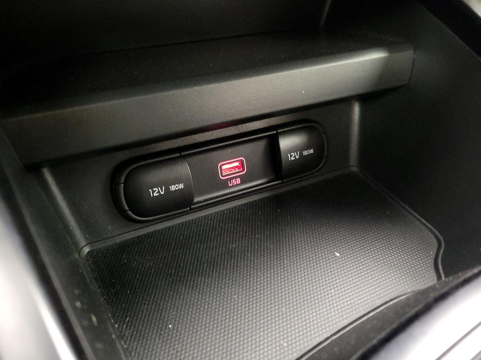 Thumbnail: 2020 Kia Soul - 18