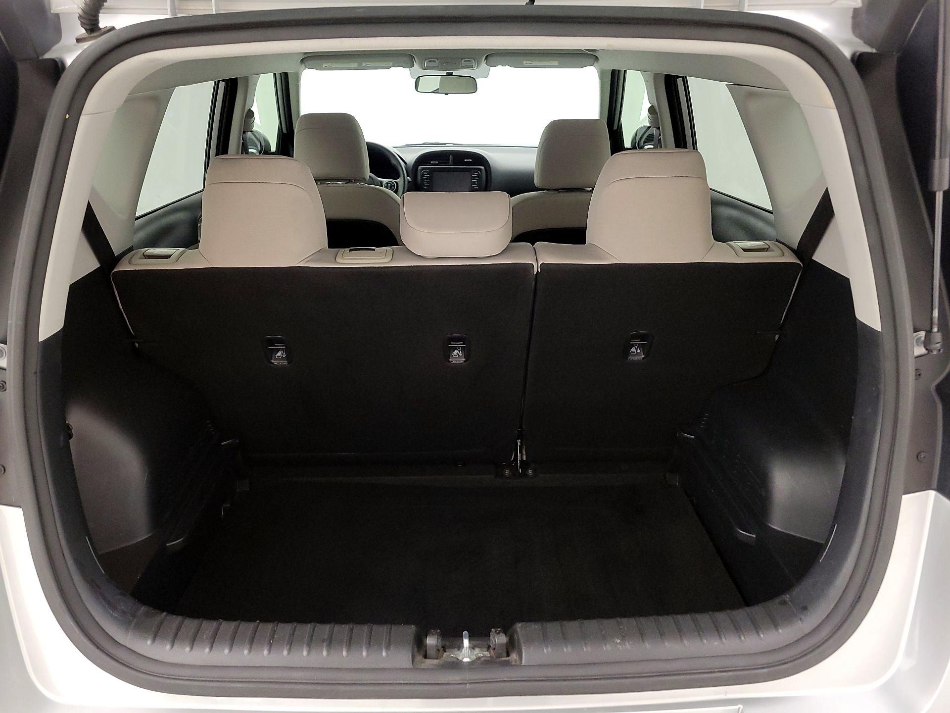 Thumbnail: 2020 Kia Soul - 20