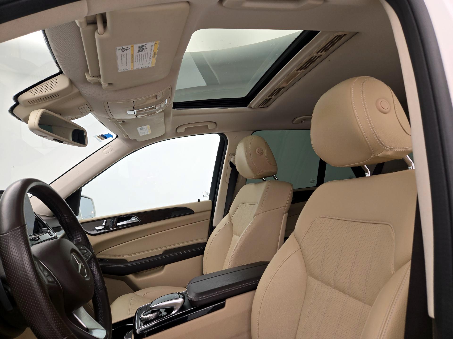 Thumbnail: 2019 Mercedes-Benz GLE - 19