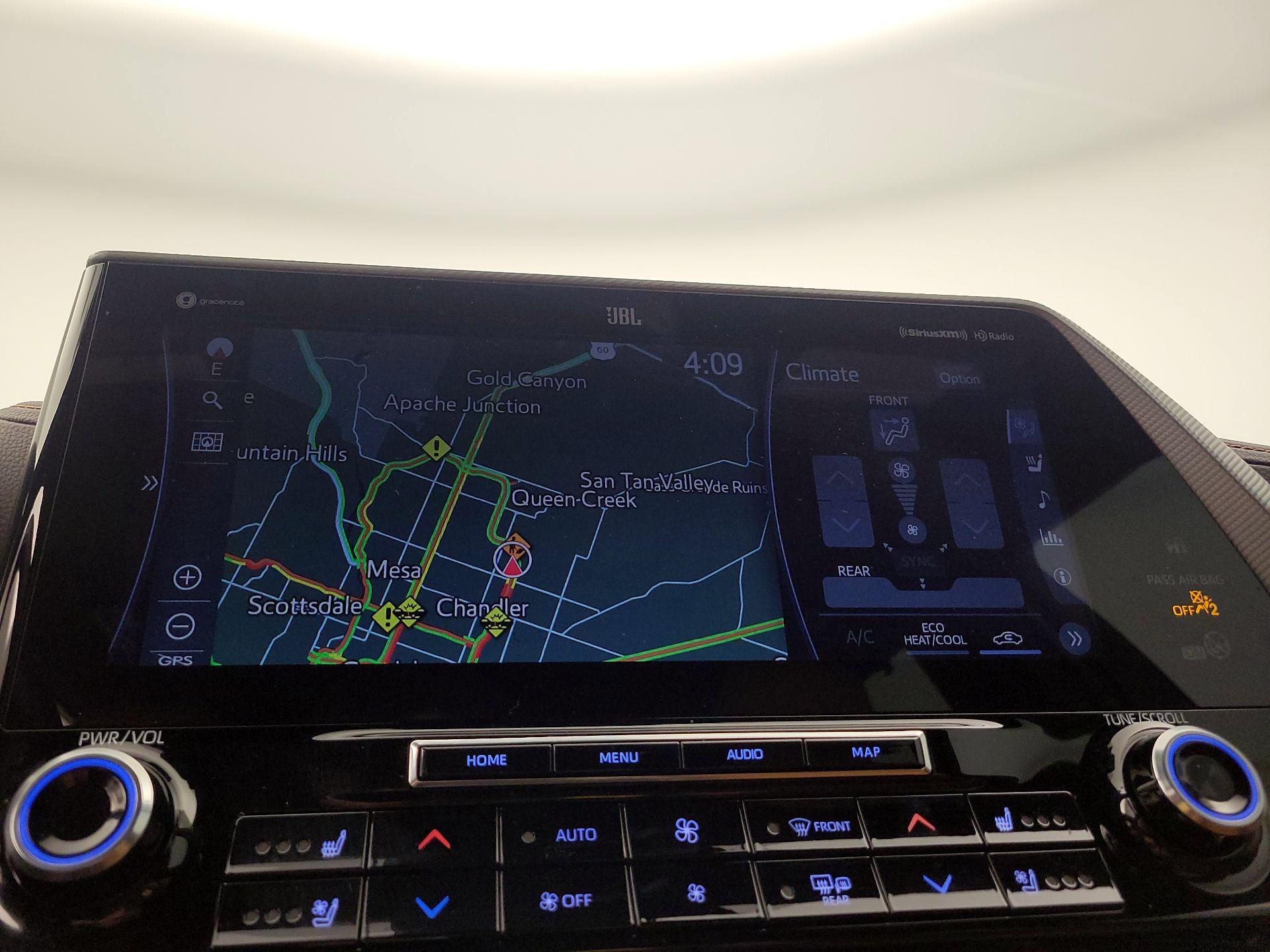 Thumbnail: 2021 Toyota Highlander - 14