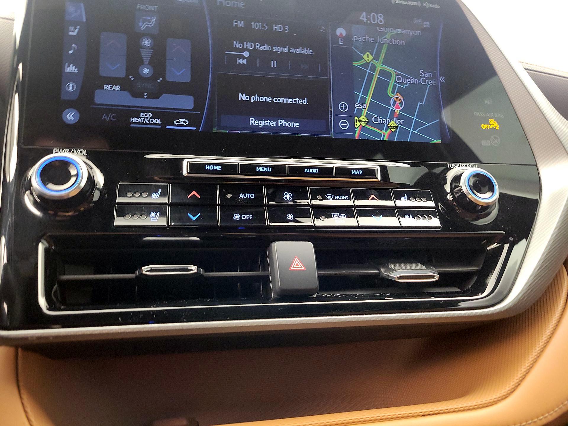 Thumbnail: 2021 Toyota Highlander - 17