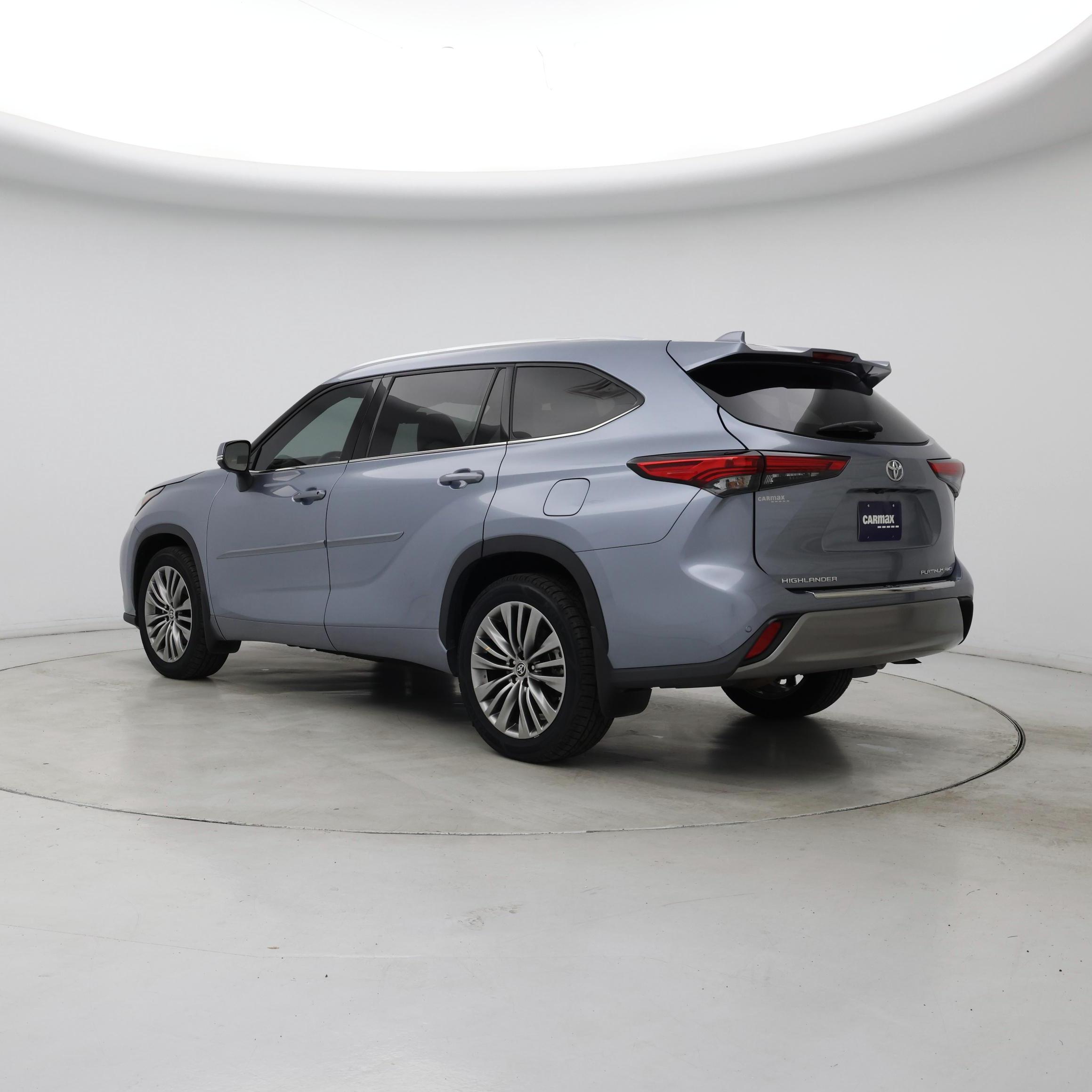 Thumbnail: 2021 Toyota Highlander - 2
